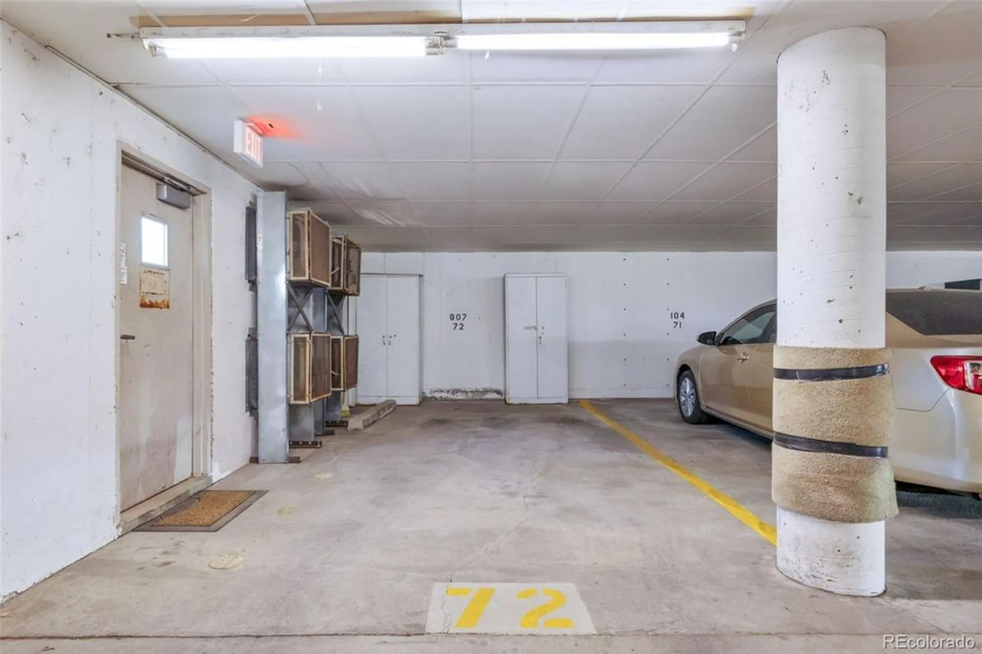 Property Slideshow image 24 of 44 | 14001 e marina dr apt 607, Aurora, CO, 80014