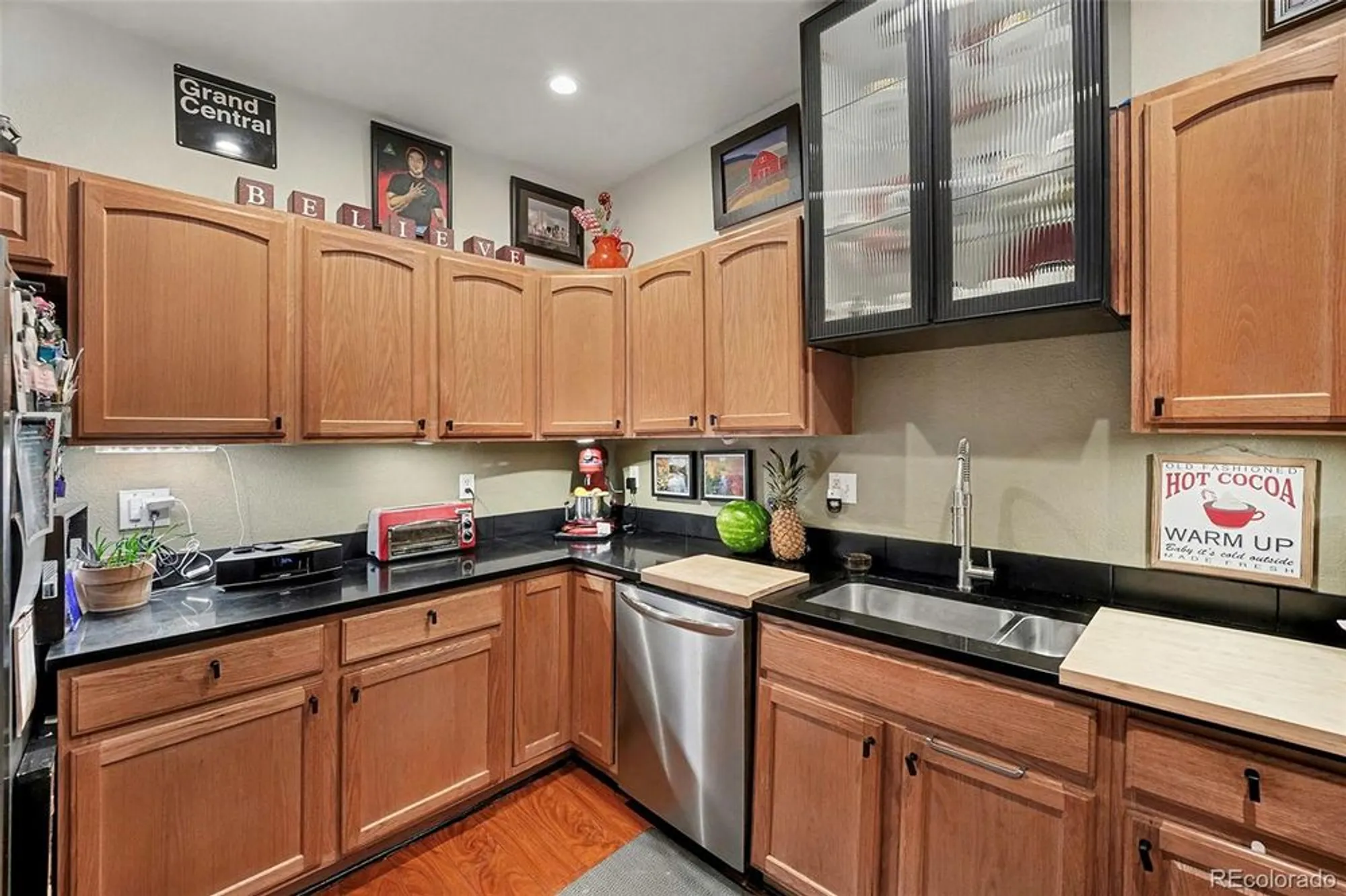 Property Slideshow image 5 of 25 | 2896 w riverwalk cir a105, Littleton, CO, 80123