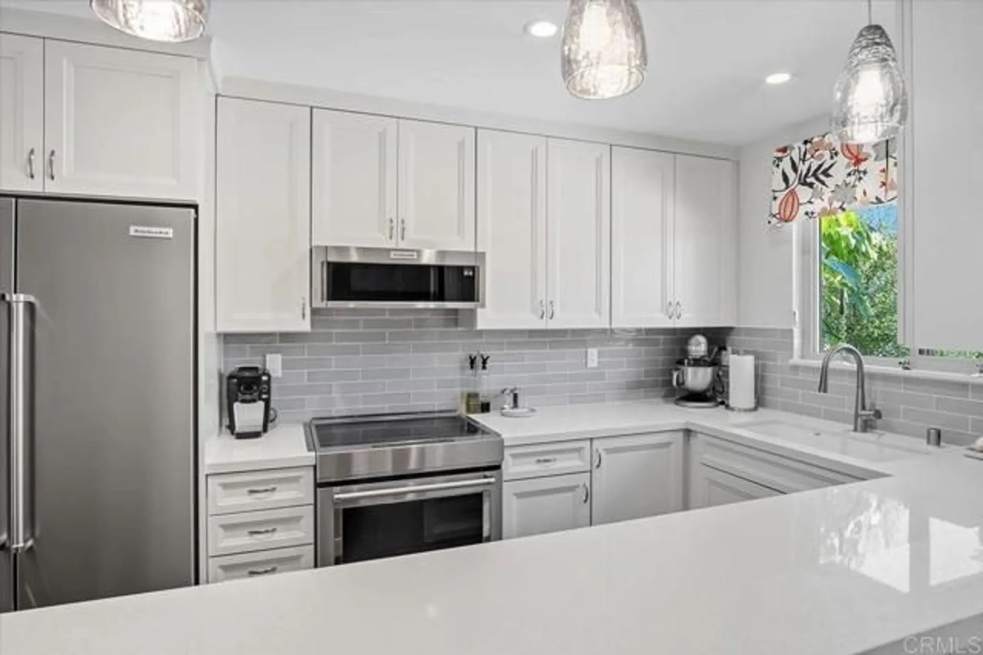 Property Slideshow image 8 of 38 | 1716 kellington pl, Encinitas, CA, 92024