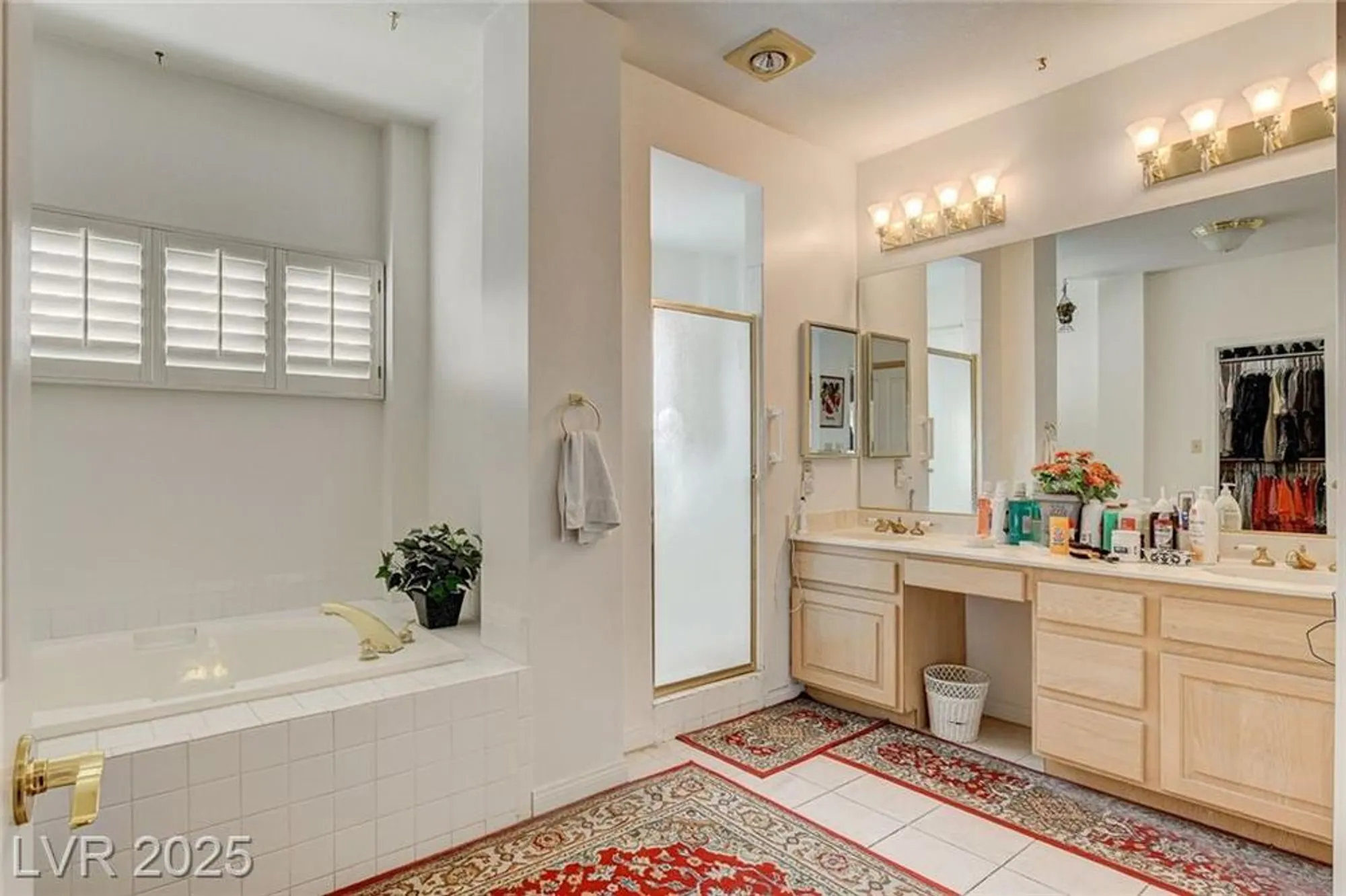 Property Slideshow image 33 of 63 | 352 mill hollow rd, Las Vegas, NV, 89107