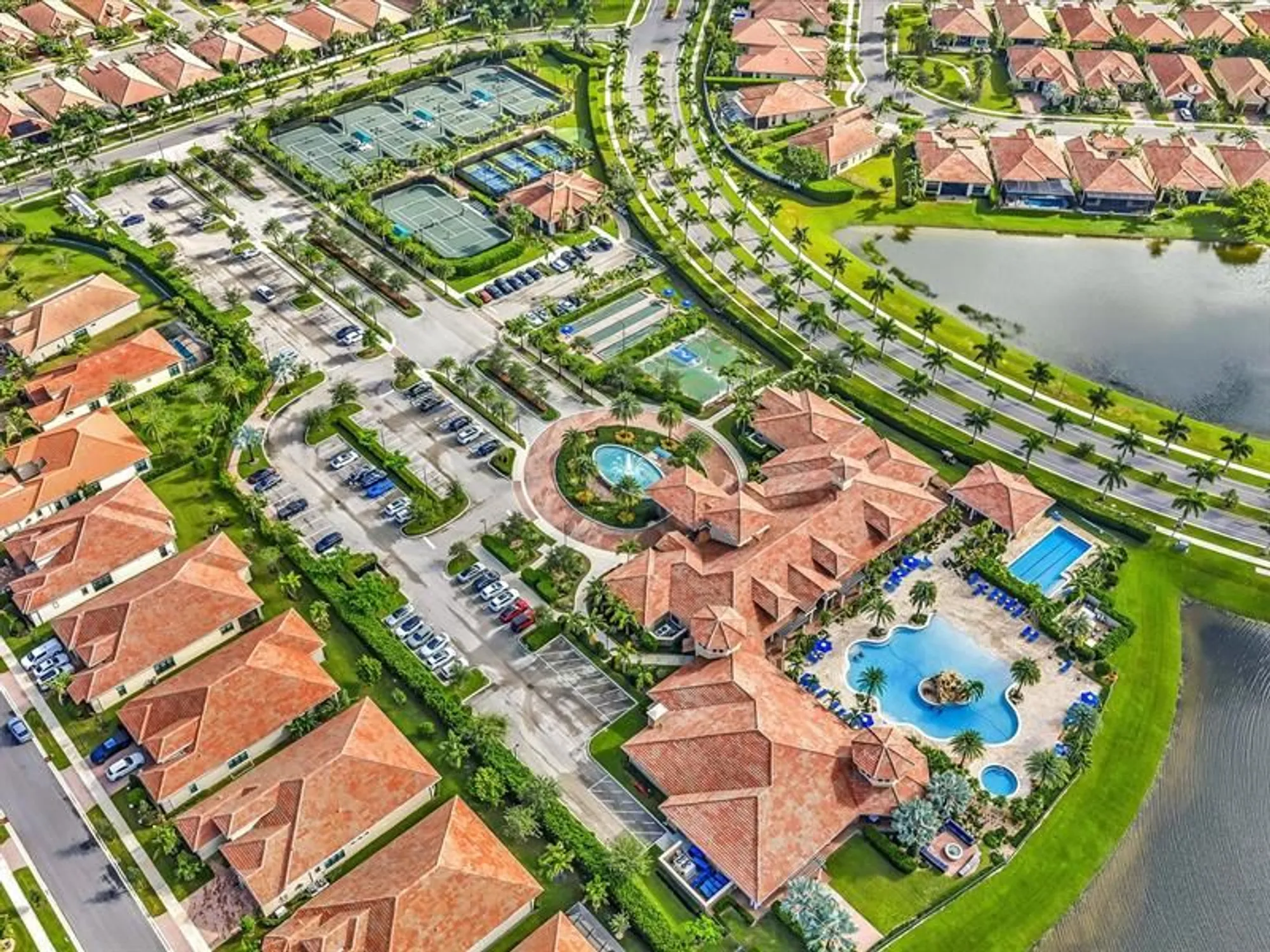 Property Slideshow image 92 of 98 | 8928 bastille cir e, Parkland, FL, 33076