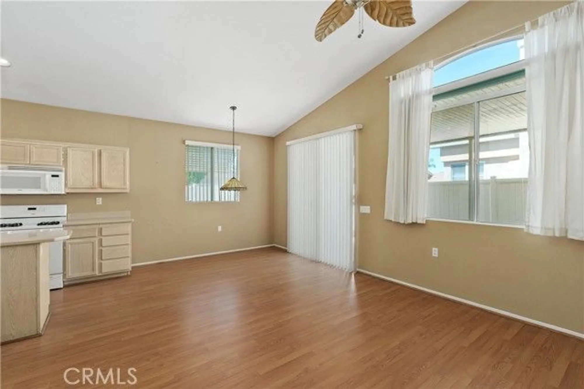 Property Slideshow image 14 of 53 | 26911 tropicana dr, Menifee, CA, 92585