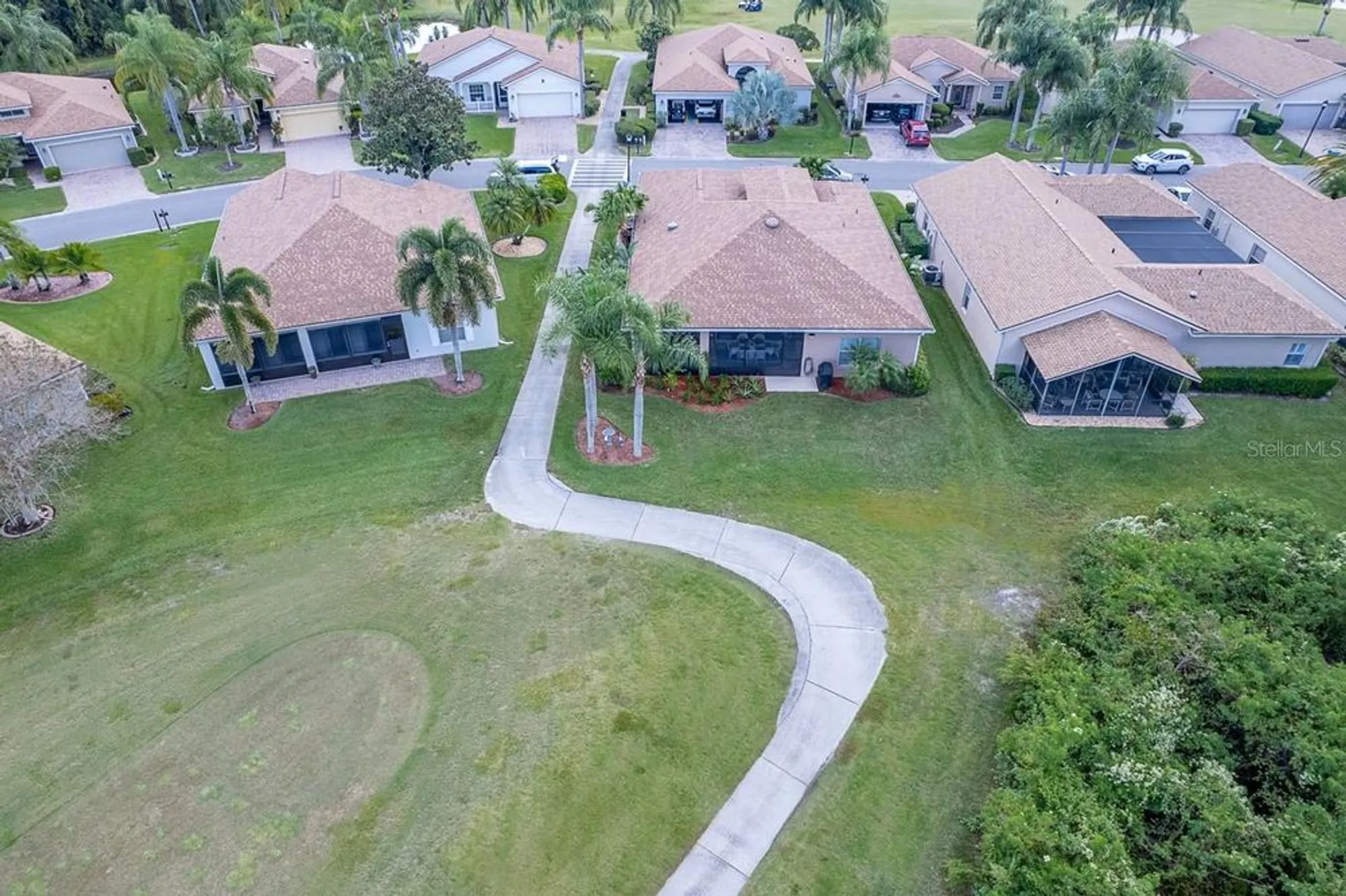 Property Slideshow image 27 of 41 | 4249 berwick dr, Lake Wales, FL, 33859