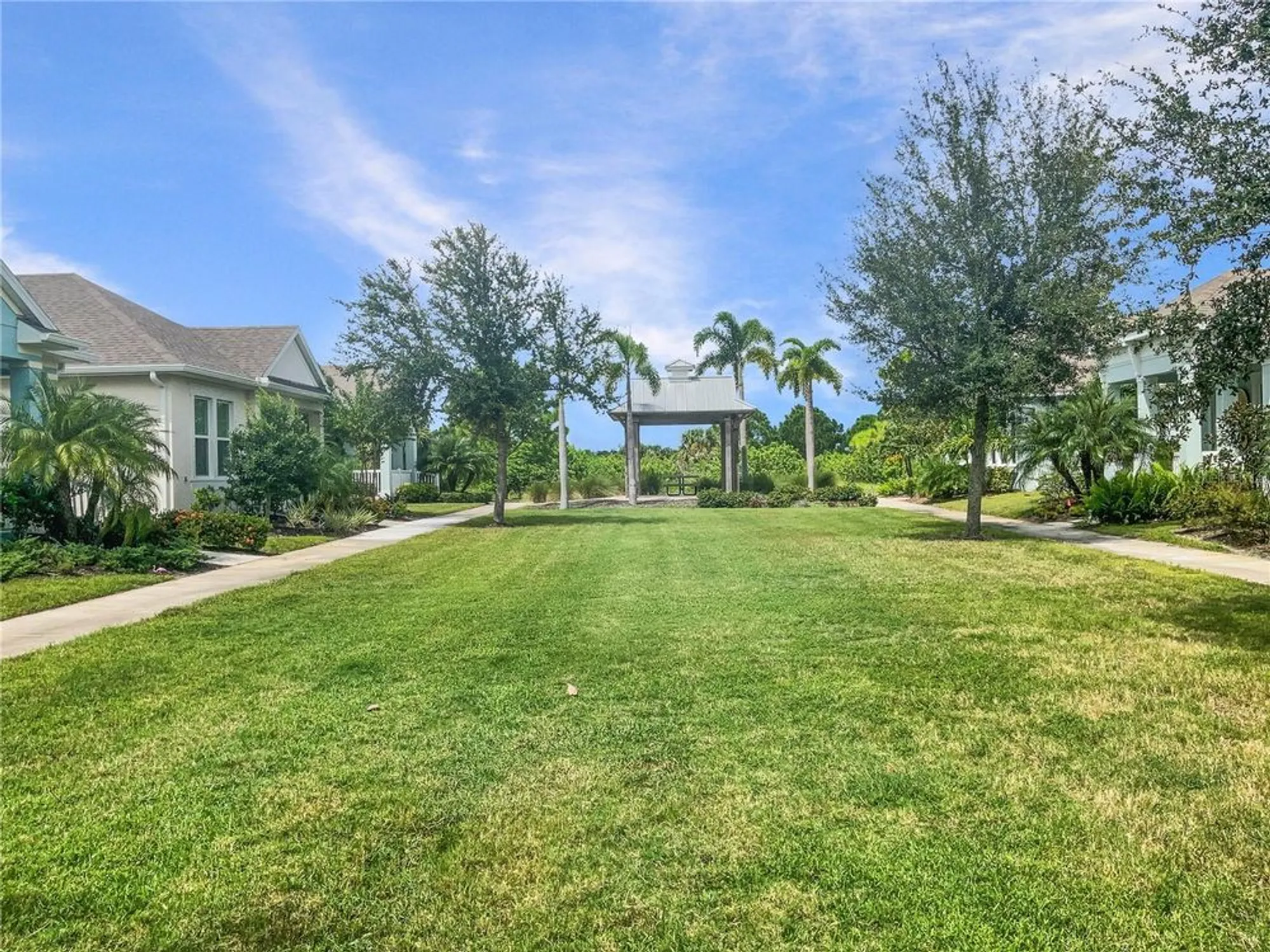 Property Slideshow image 25 of 30 | 705 winterside dr, Apollo Beach, FL, 33572