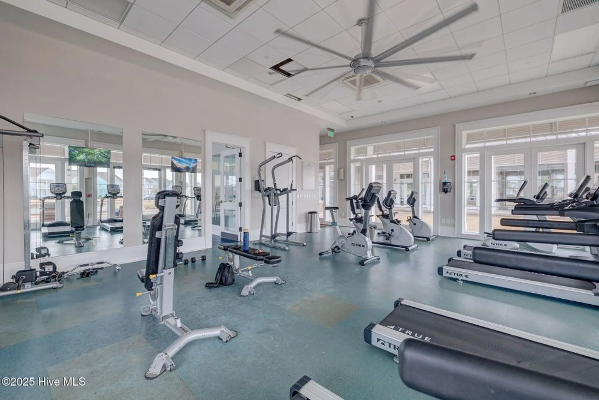 Property Slideshow image 69 of 109 | 1368 trisail ter, Wilmington, NC, 28412
