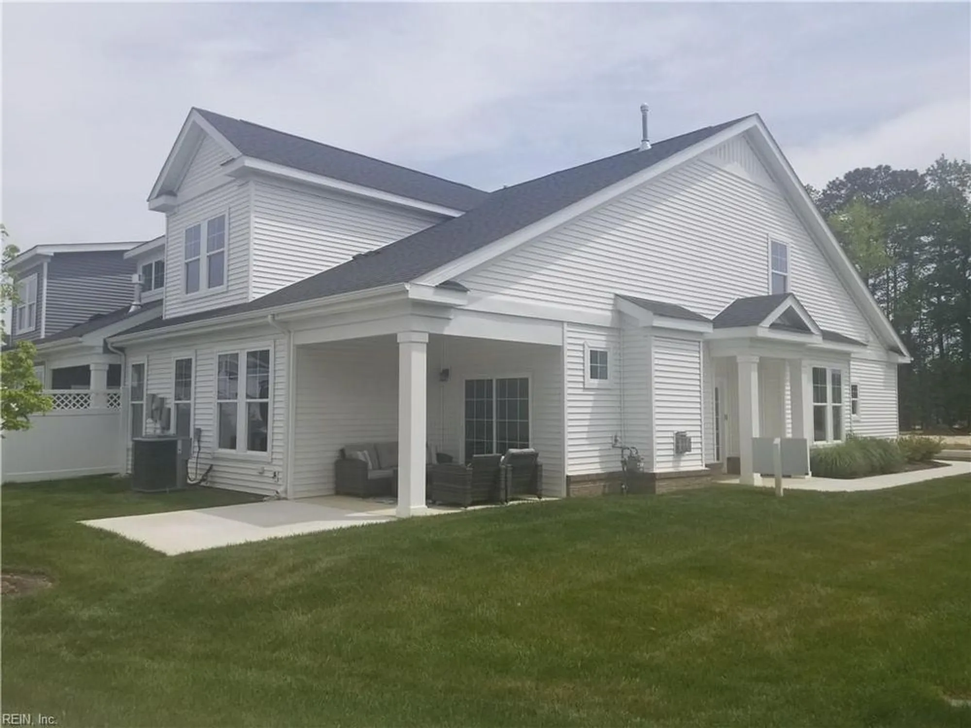 Property Slideshow image 1 of 47 | 4706 mahogany run, Chesapeake, VA, 23321