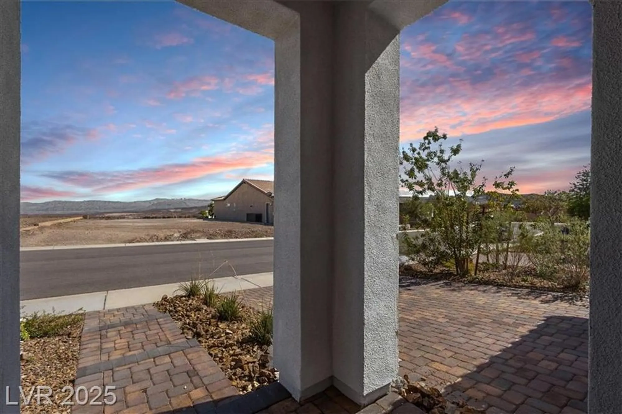 Property Slideshow image 4 of 35 | 25 stone yucca ct, Henderson, NV, 89011