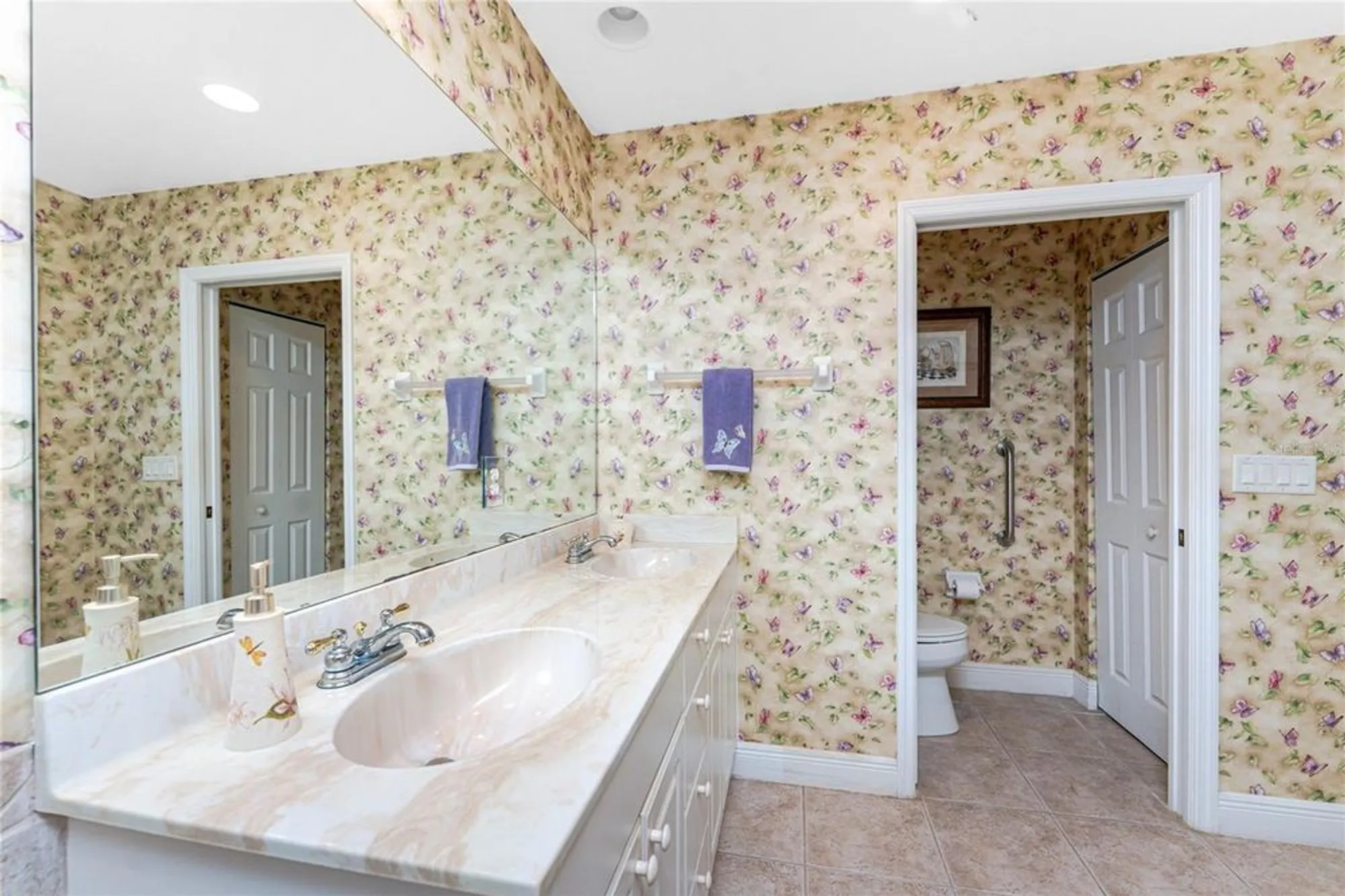 Property Slideshow image 34 of 51 | 24351 baltic ave 203, Punta Gorda, FL, 33955