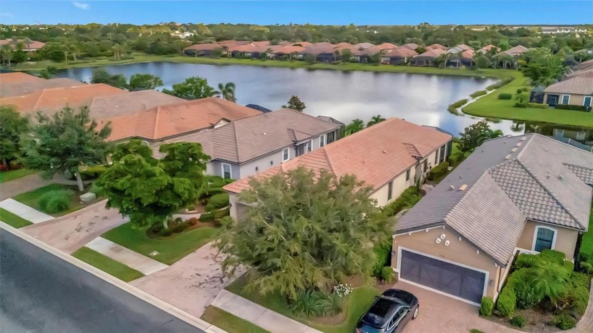 Property Slideshow image 2 of 86 | 5548 sentiero dr, Nokomis, FL, 34275
