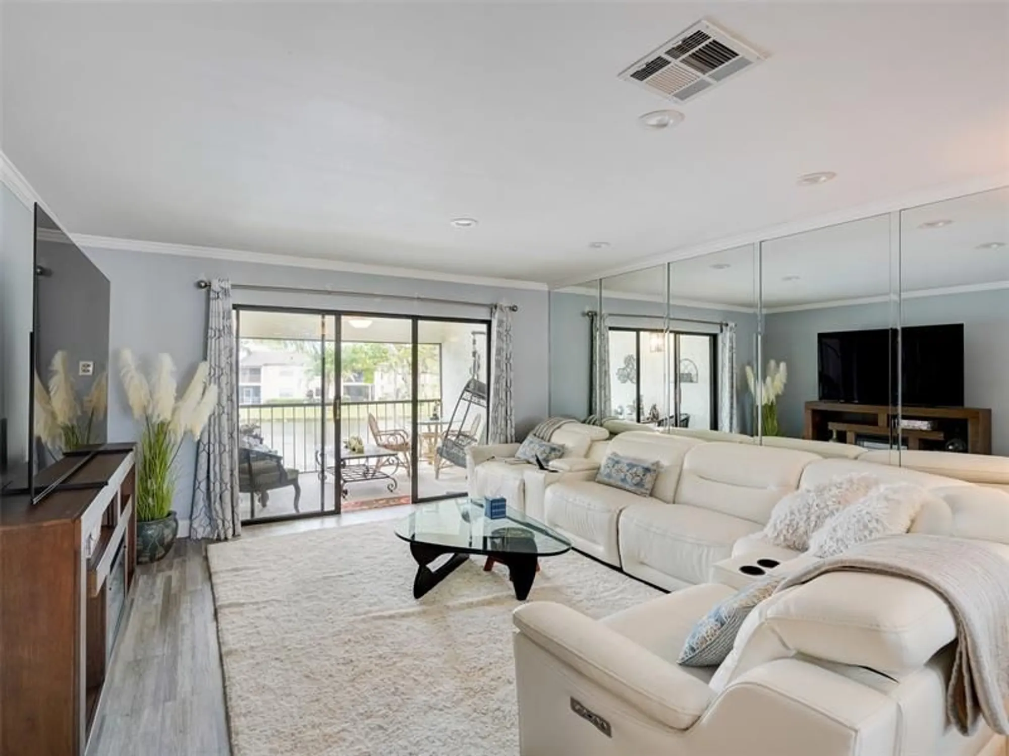 Property Slideshow image 17 of 72 | 9261 vista del lago apt 19f, Boca Raton, FL, 33428