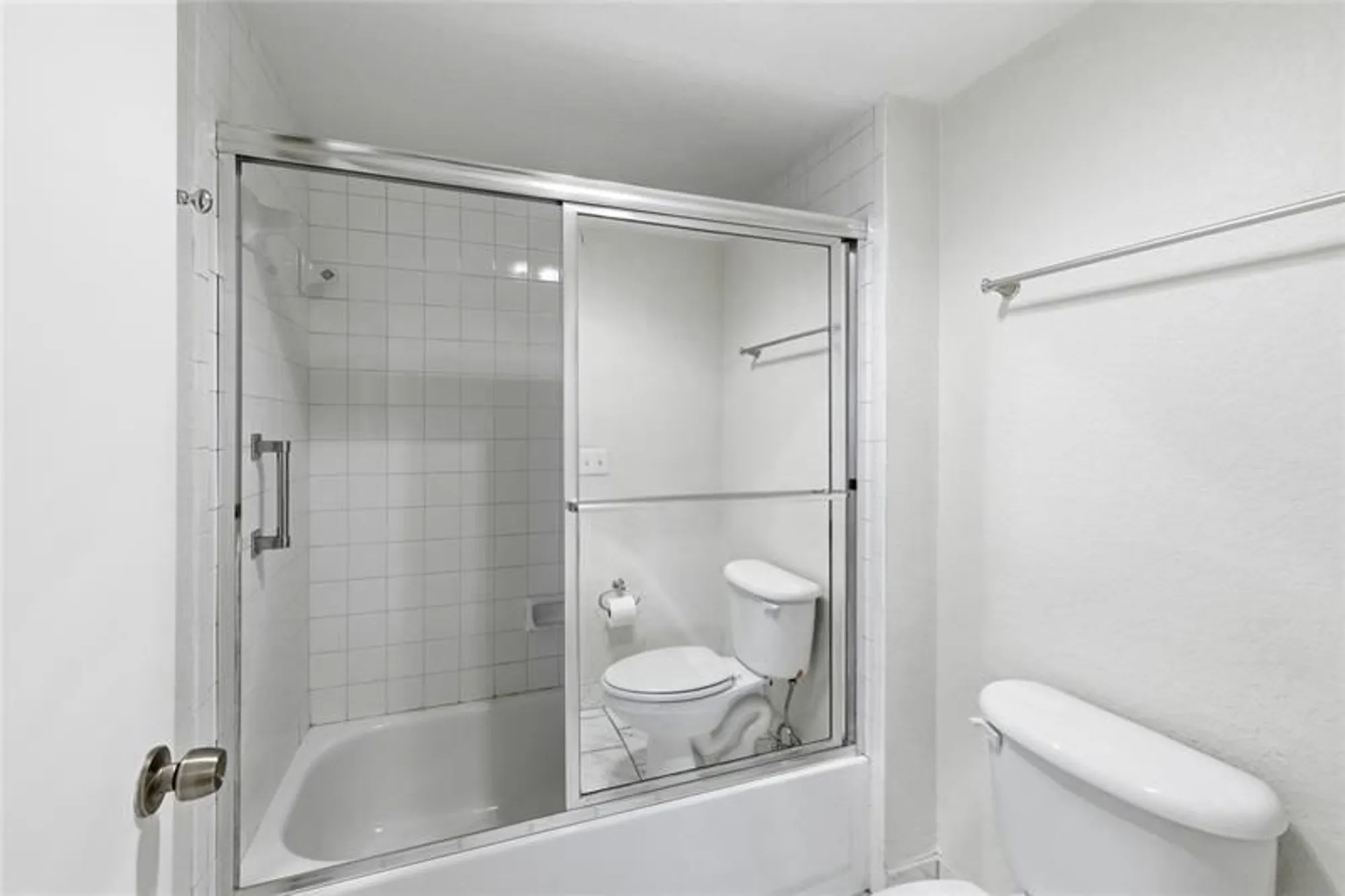 Property Slideshow image 17 of 26 | 9232 pecky cypress ln 2d, Boca Raton, FL, 33428