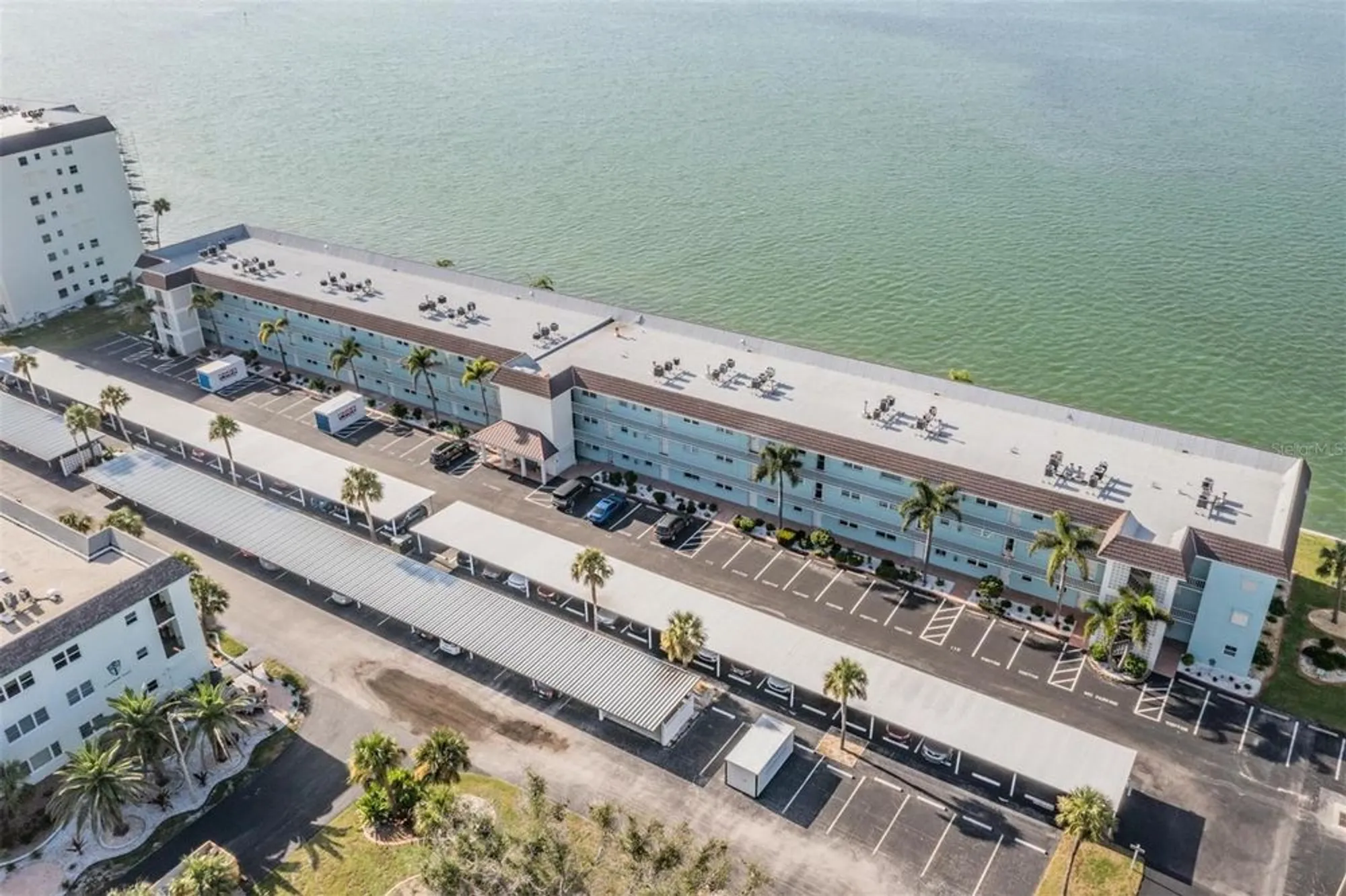 Property Slideshow image 8 of 68 | 7 dunoon pl 304, Dunedin, FL, 34698