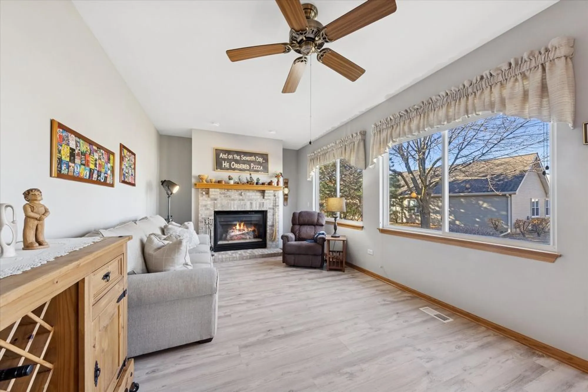 Property Slideshow image 4 of 14 | 13232 s bayberry ln, Plainfield, IL, 60544