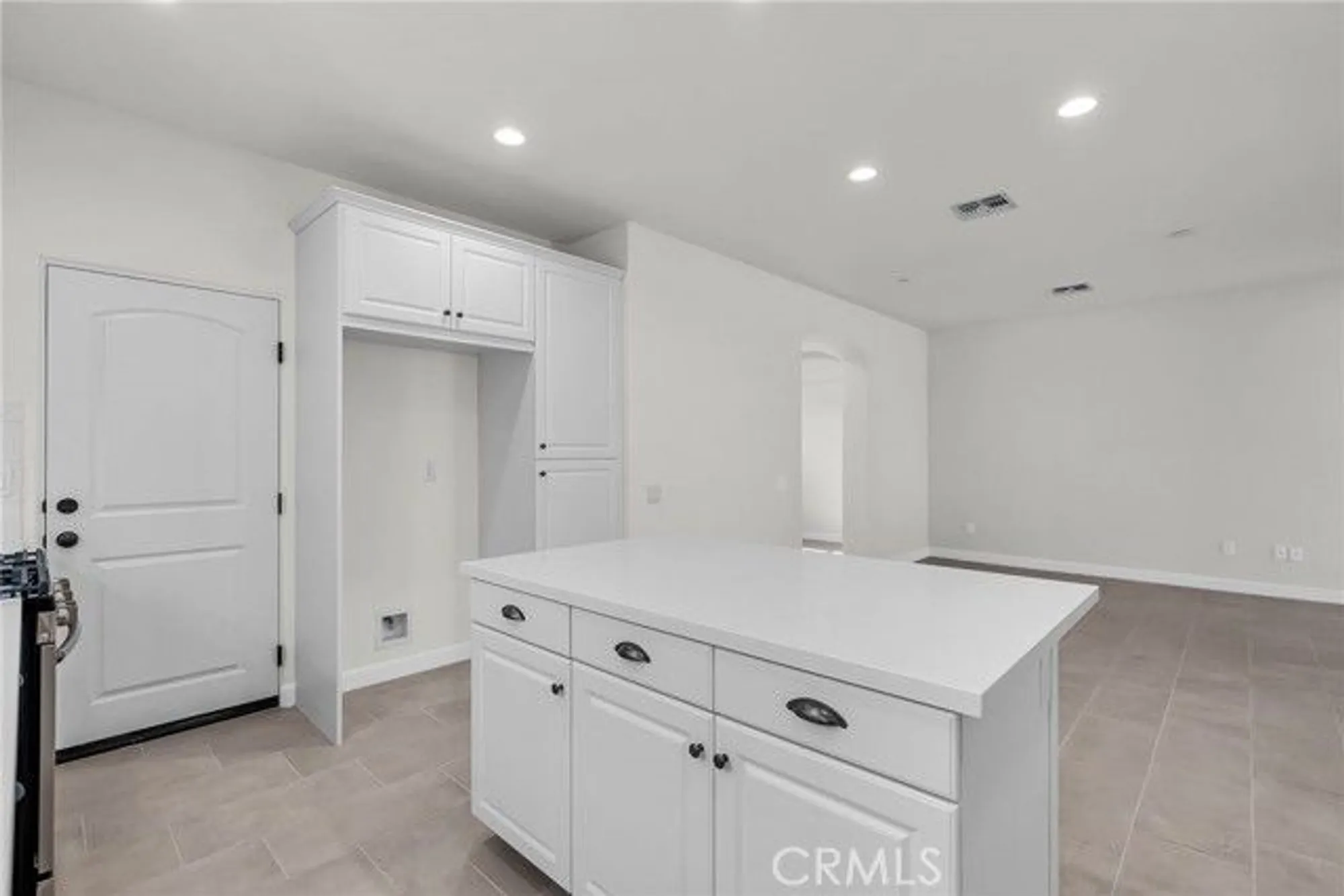 Property Slideshow image 11 of 38 | 7432 desert sky dr, Yucca Valley, CA, 92284