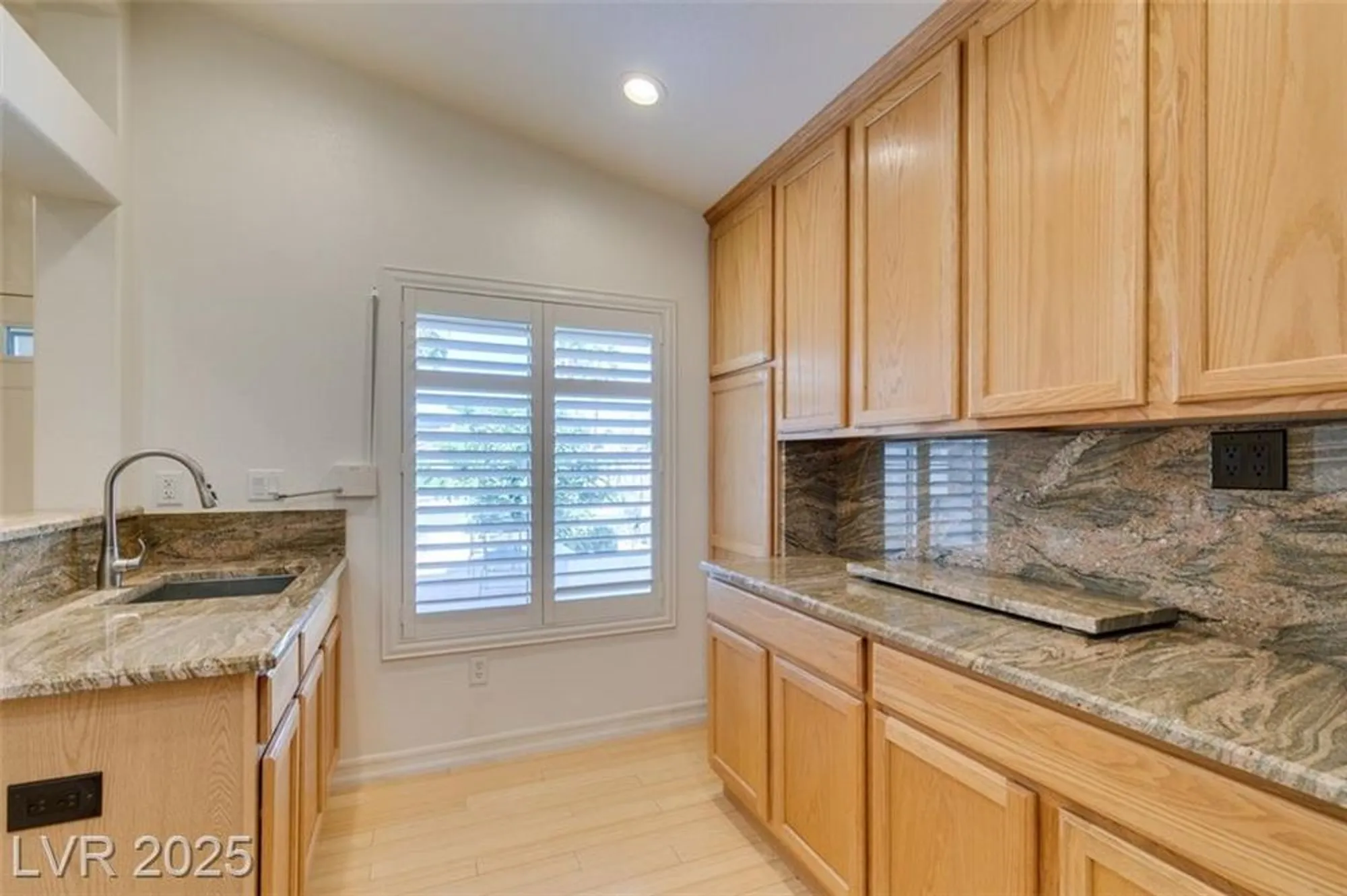 Property Slideshow image 13 of 30 | 2035 poppywood ave, Henderson, NV, 89012