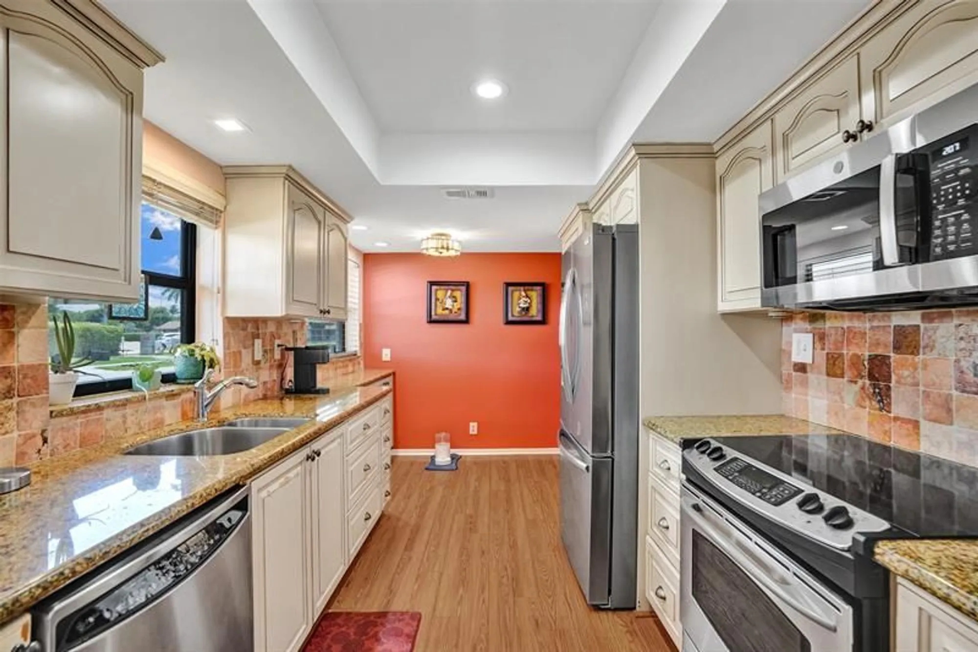 Property Slideshow image 15 of 80 | 1584 sw 22nd ter, Deerfield Beach, FL, 33442