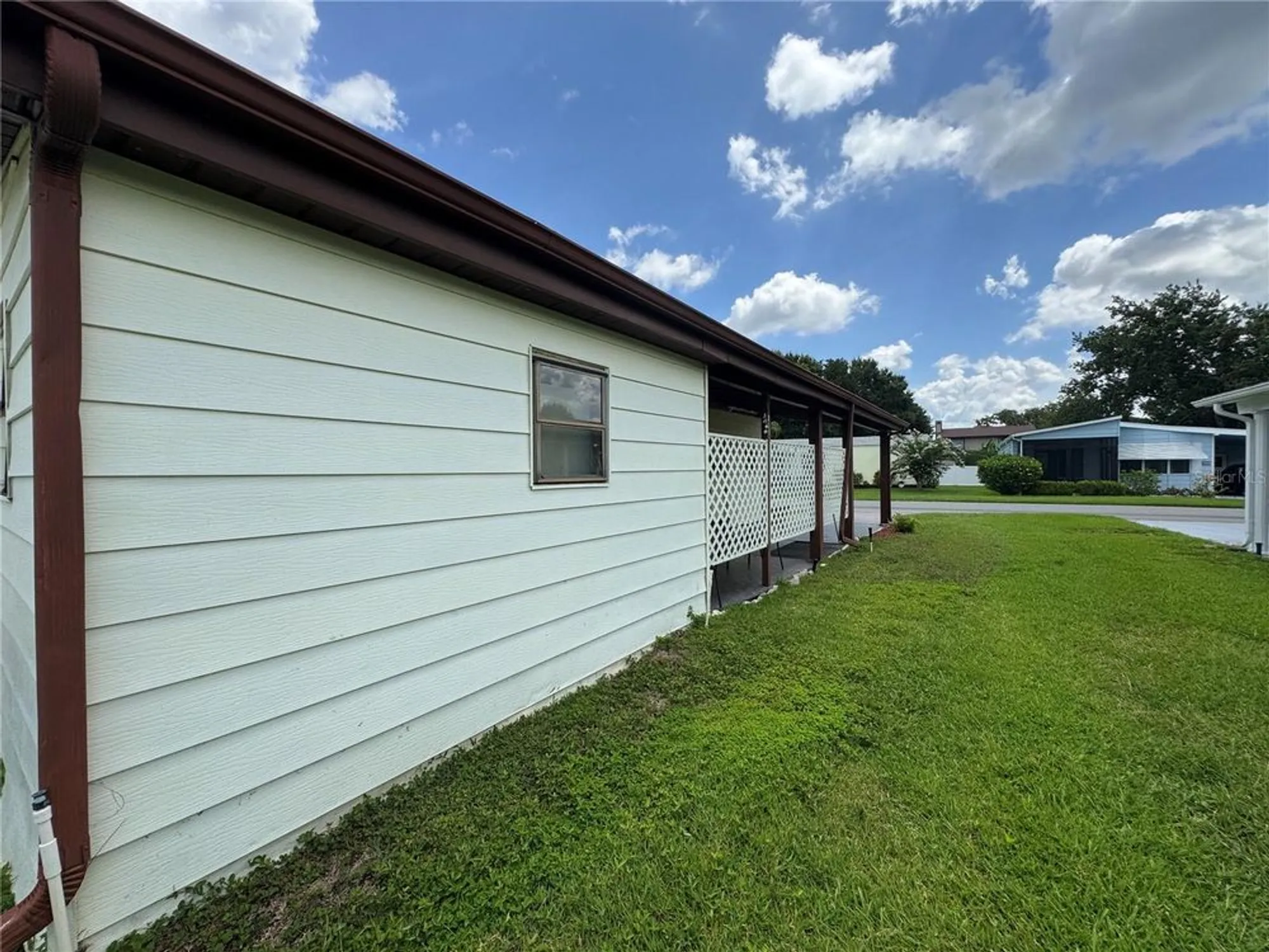 Property Slideshow image 15 of 42 | 4805 colonnades cir, Lakeland, FL, 33811