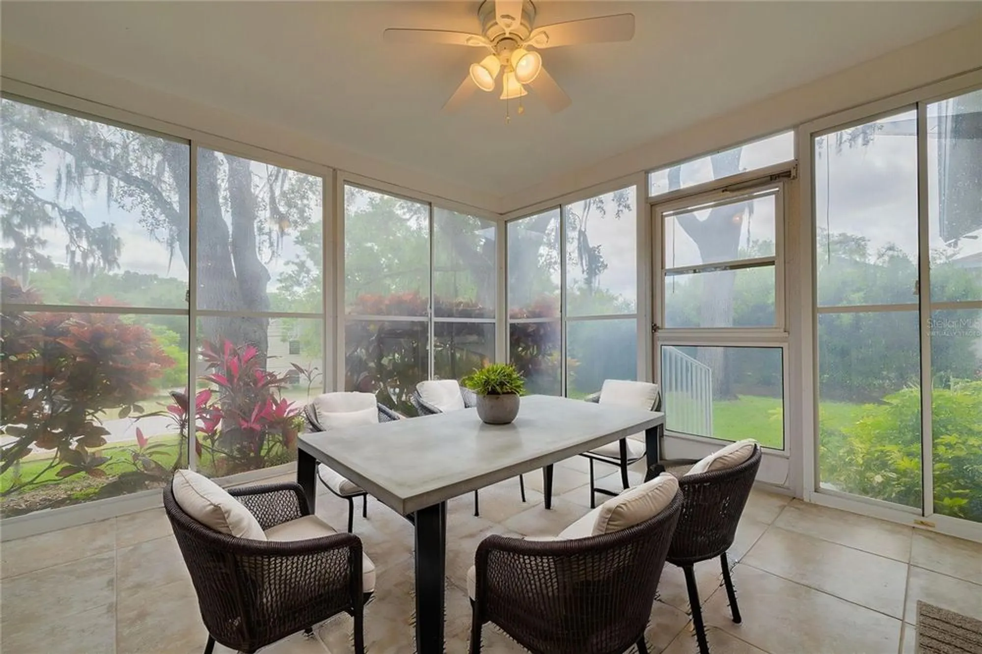 Property Slideshow image 7 of 17 | 3569 oak lake dr, Palm Harbor, FL, 34684