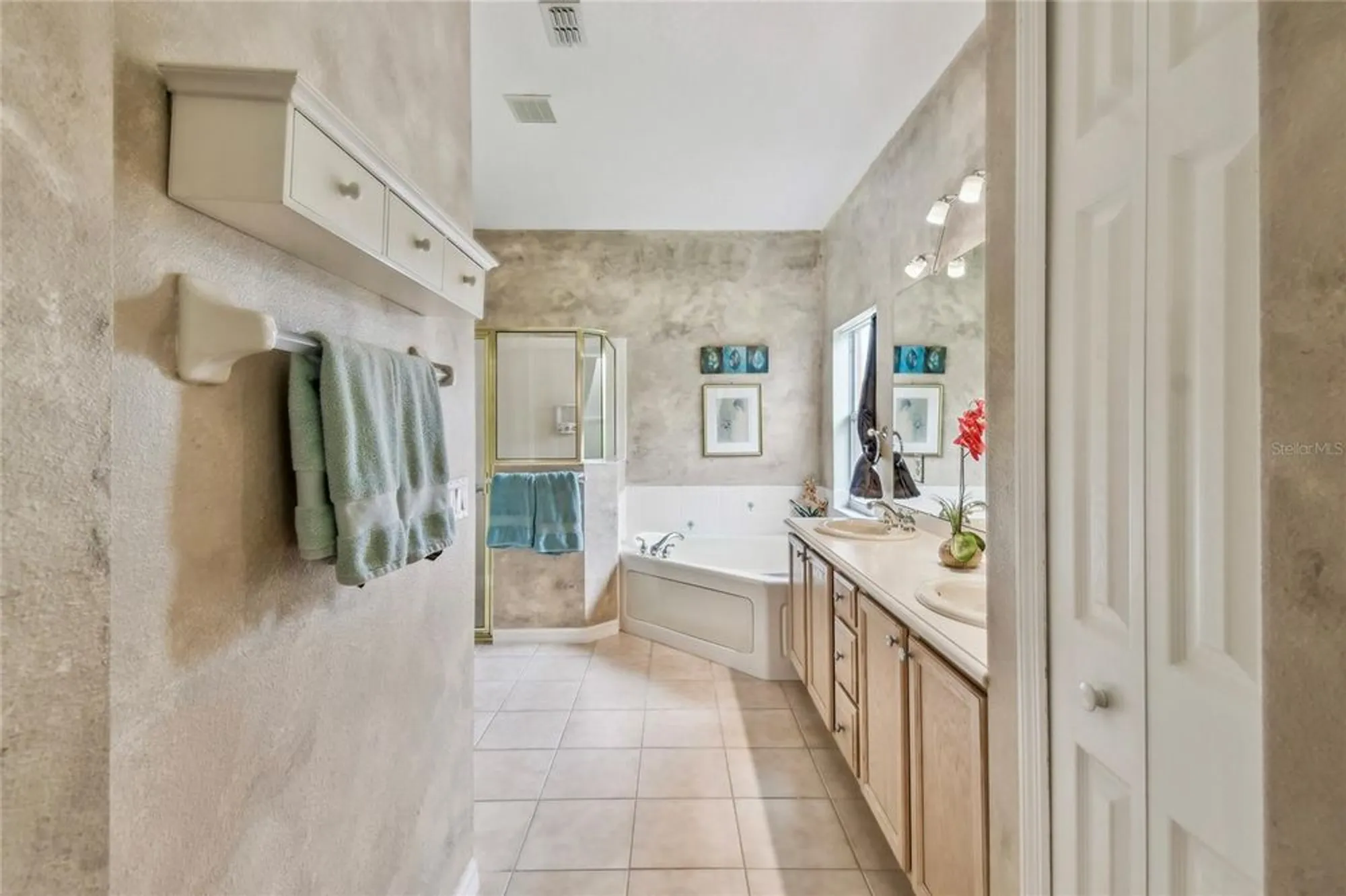 Property Slideshow image 31 of 68 | 651 highlands hammock dr, Poinciana, FL, 34759