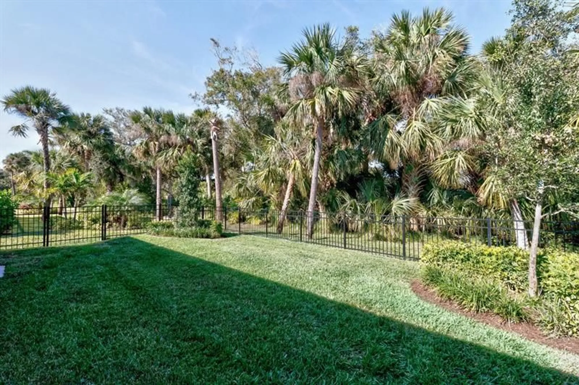 Property Slideshow image 30 of 44 | 3577 loblolly sq, Vero Beach, FL, 32966