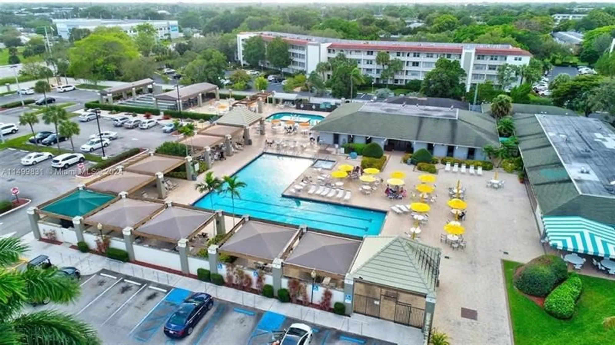 Property Slideshow image 28 of 33 | 3304 aruba way apt l4, Coconut Creek, FL, 33066