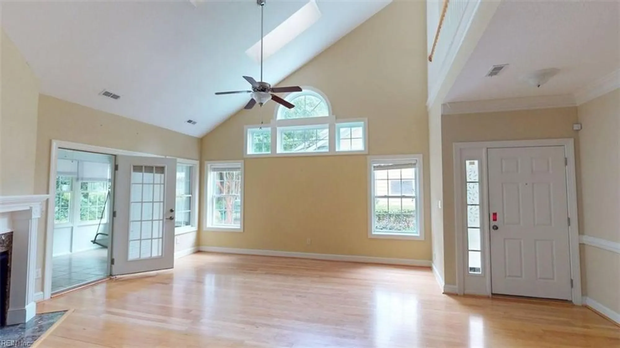 Property Slideshow image 7 of 50 | 1441 carrolton way # 165, Chesapeake, VA, 23320