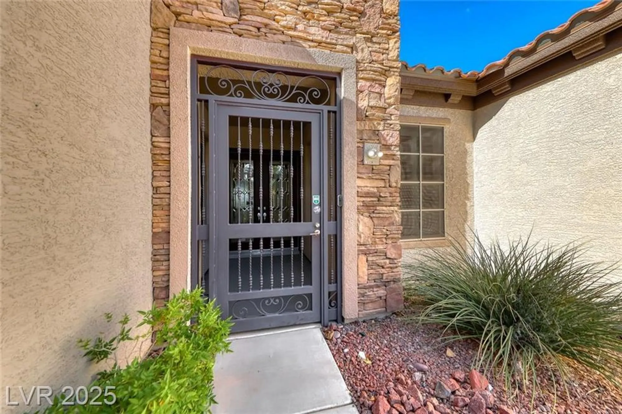Property Slideshow image 4 of 43 | 2608 savannah springs ave, Henderson, NV, 89052