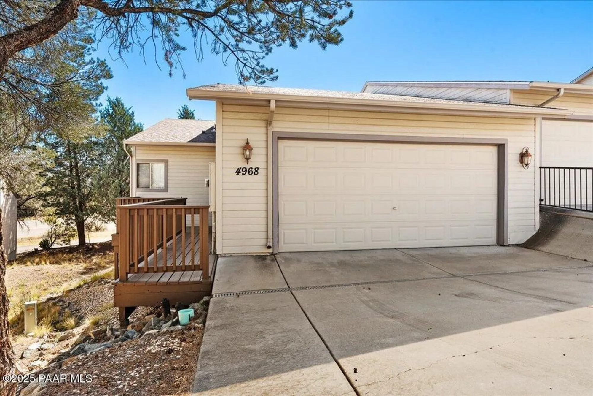 Property Slideshow image 1 of 18 | 4968 summit cir, Prescott, AZ, 86301