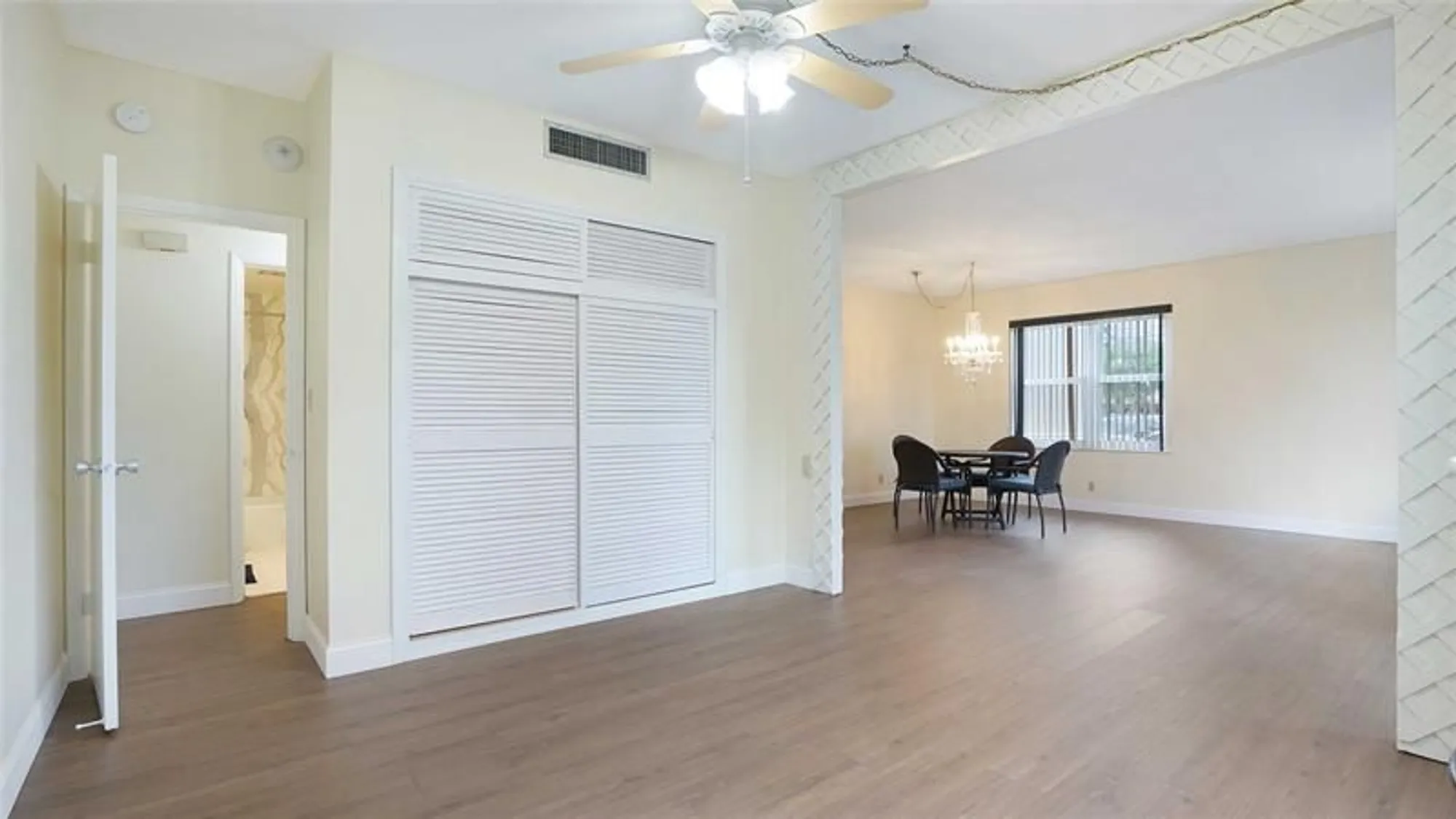 Property Slideshow image 14 of 49 | 3333 ne 34th st 109, Fort Lauderdale, FL, 33308