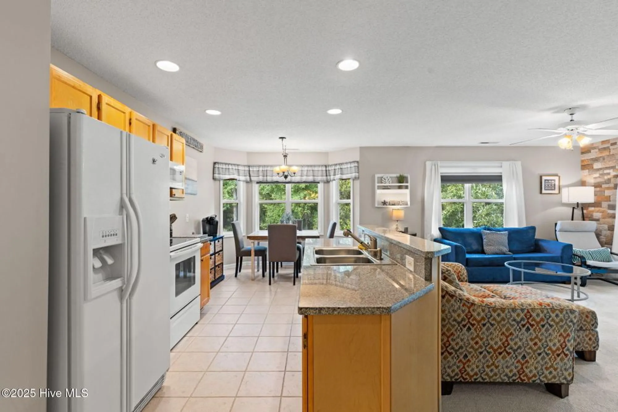 Property Slideshow image 7 of 90 | 3030 marsh winds cir 1005, Southport, NC, 28461