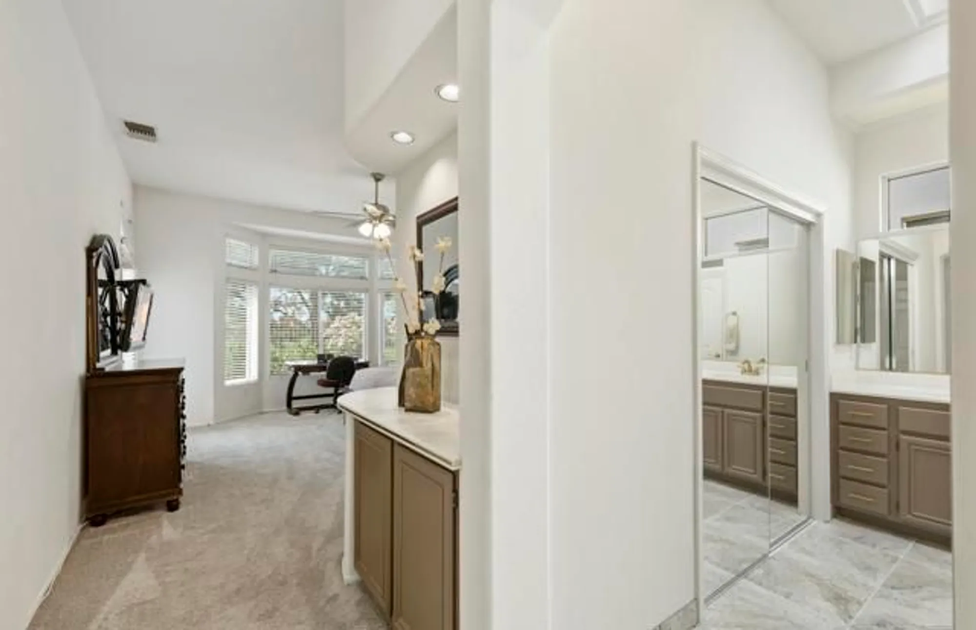 Property Slideshow image 17 of 38 | 38129 grand oaks ave, Palm Desert, CA, 92211