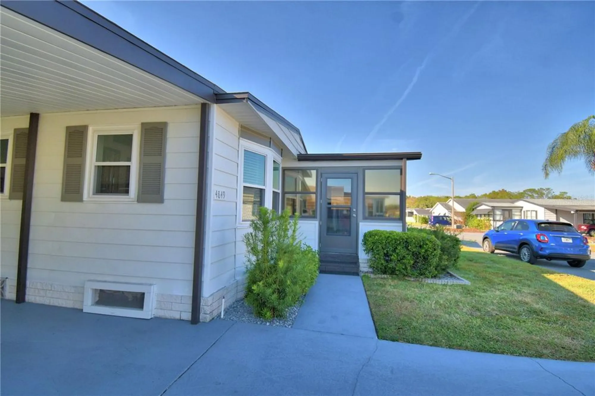 Property Slideshow image 5 of 50 | 4849 goldenview ln, Lakeland, FL, 33811