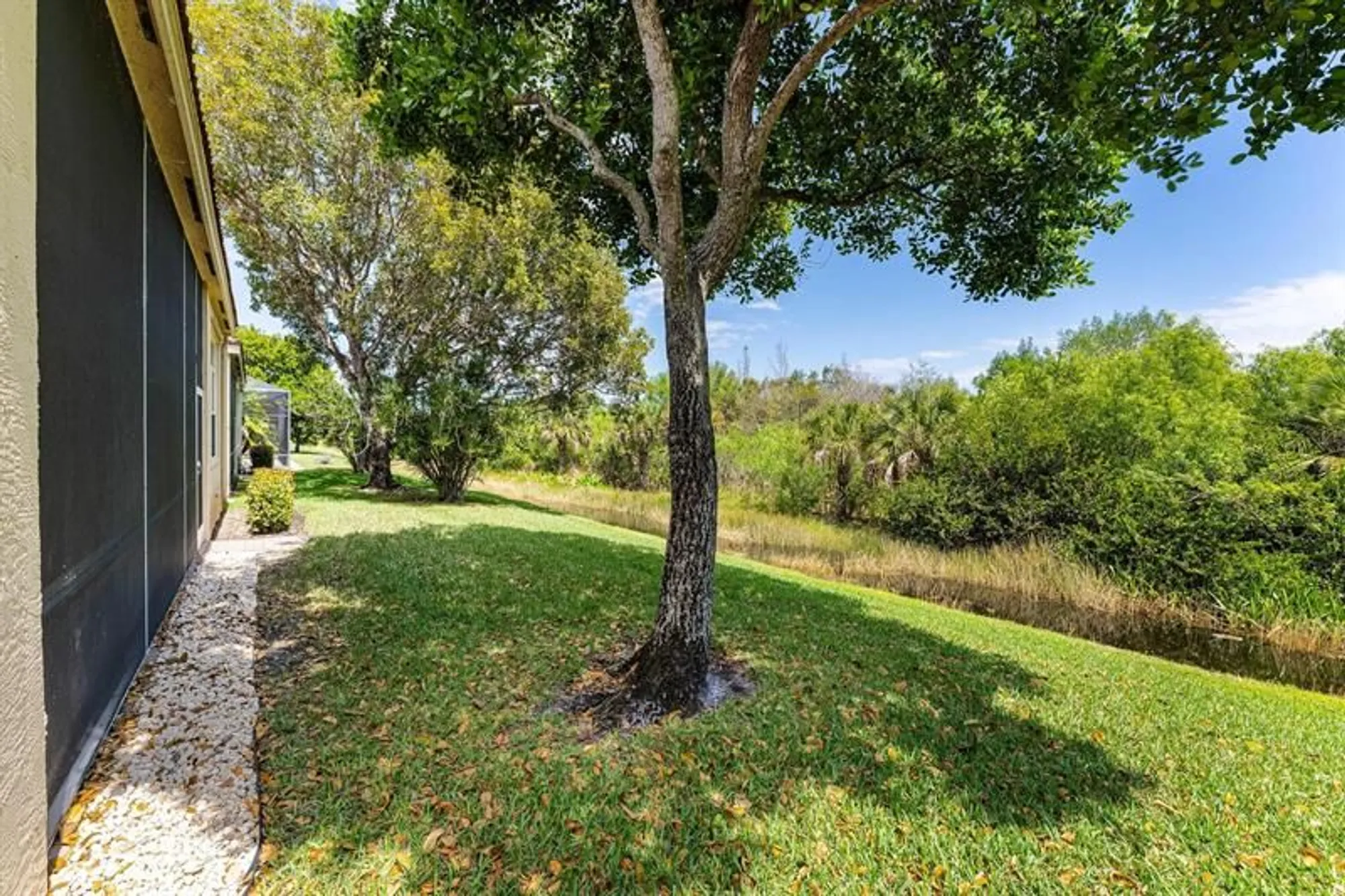 Property Slideshow image 18 of 39 | 1914 via castello, Wellington, FL, 33411