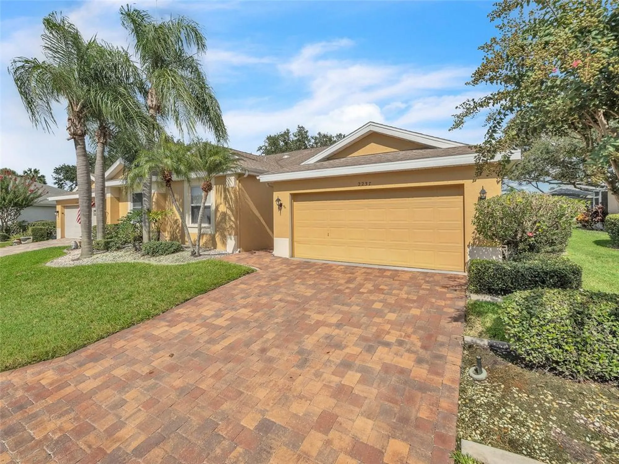 Property Slideshow image 2 of 45 | 2237 mayfield palms ln # 2237, Sun City Center, FL, 33573