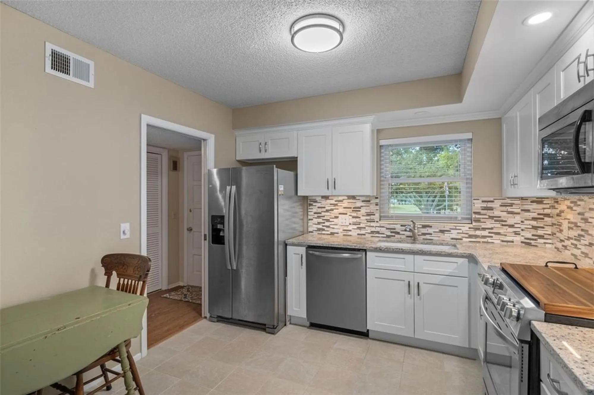 Property Slideshow image 21 of 61 | 2440 world parkway blvd 38, Clearwater, FL, 33763