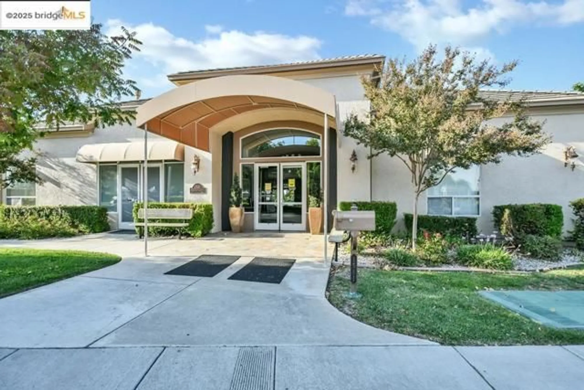 Property Slideshow image 2 of 48 | 610 central park pl, Brentwood, CA, 94513