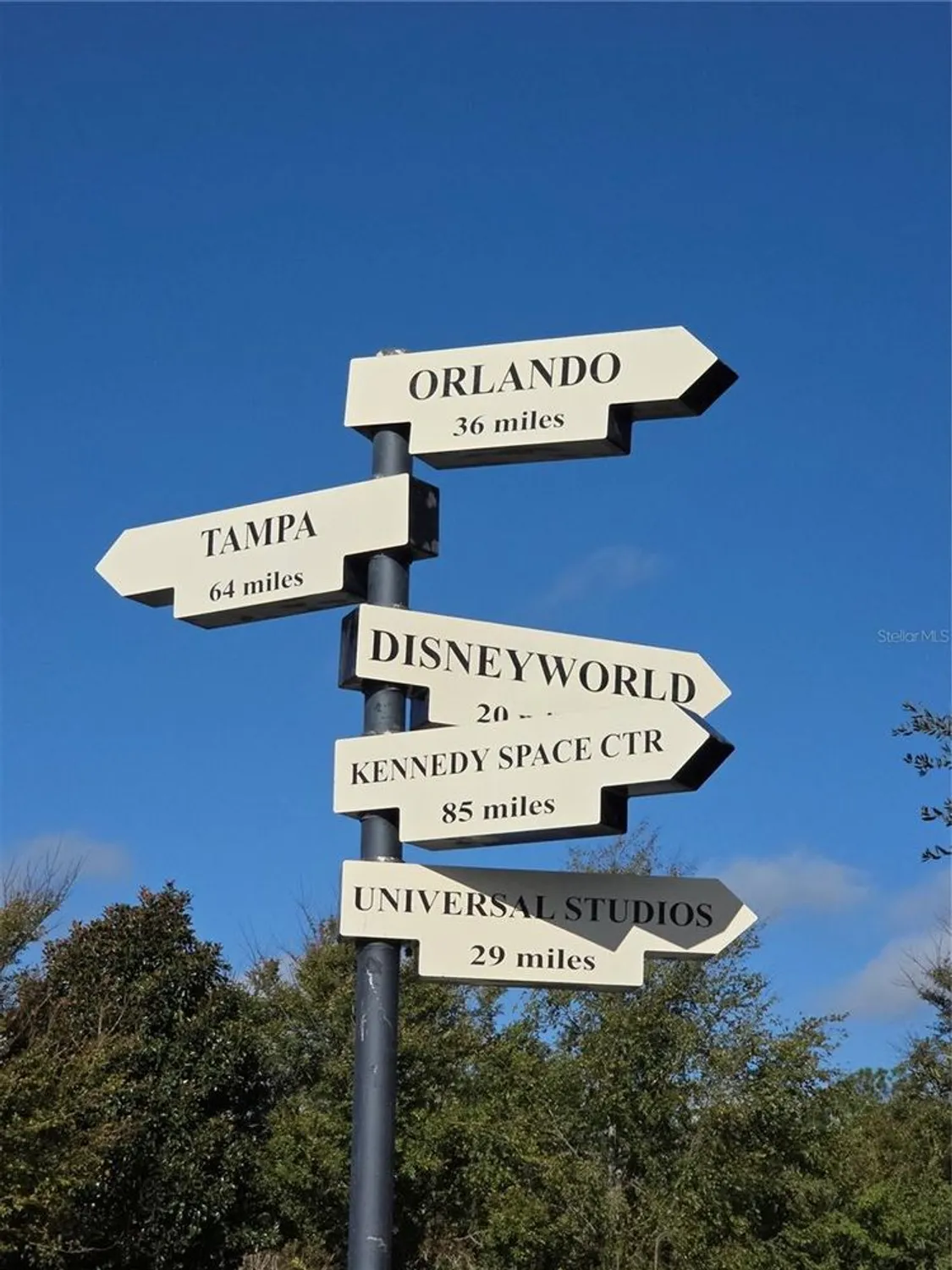 Property Slideshow image 40 of 64 | 208 del sol ave, Davenport, FL, 33837