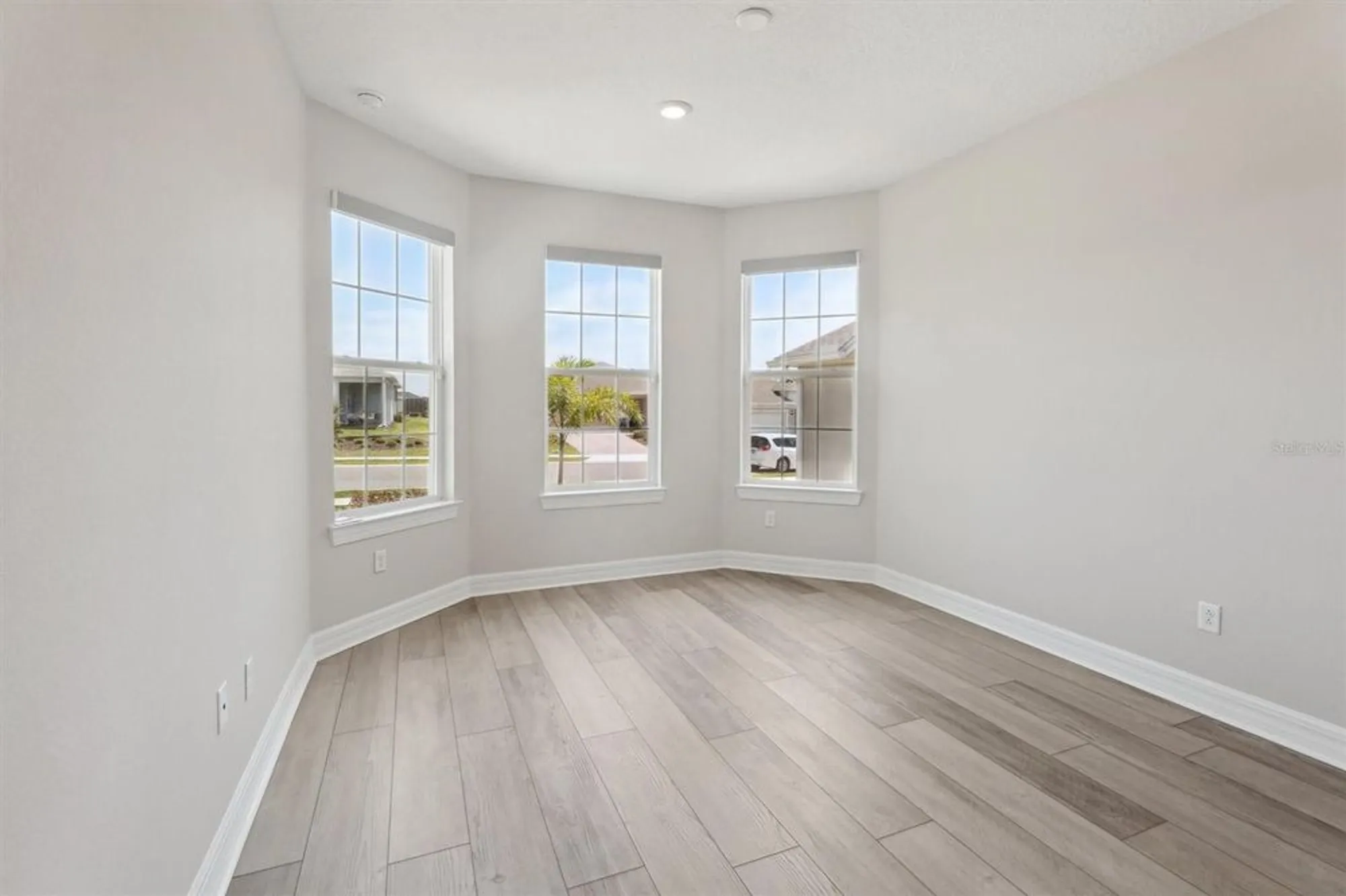 Property Slideshow image 24 of 37 | 2797 top hill ct, Minneola, FL, 34715