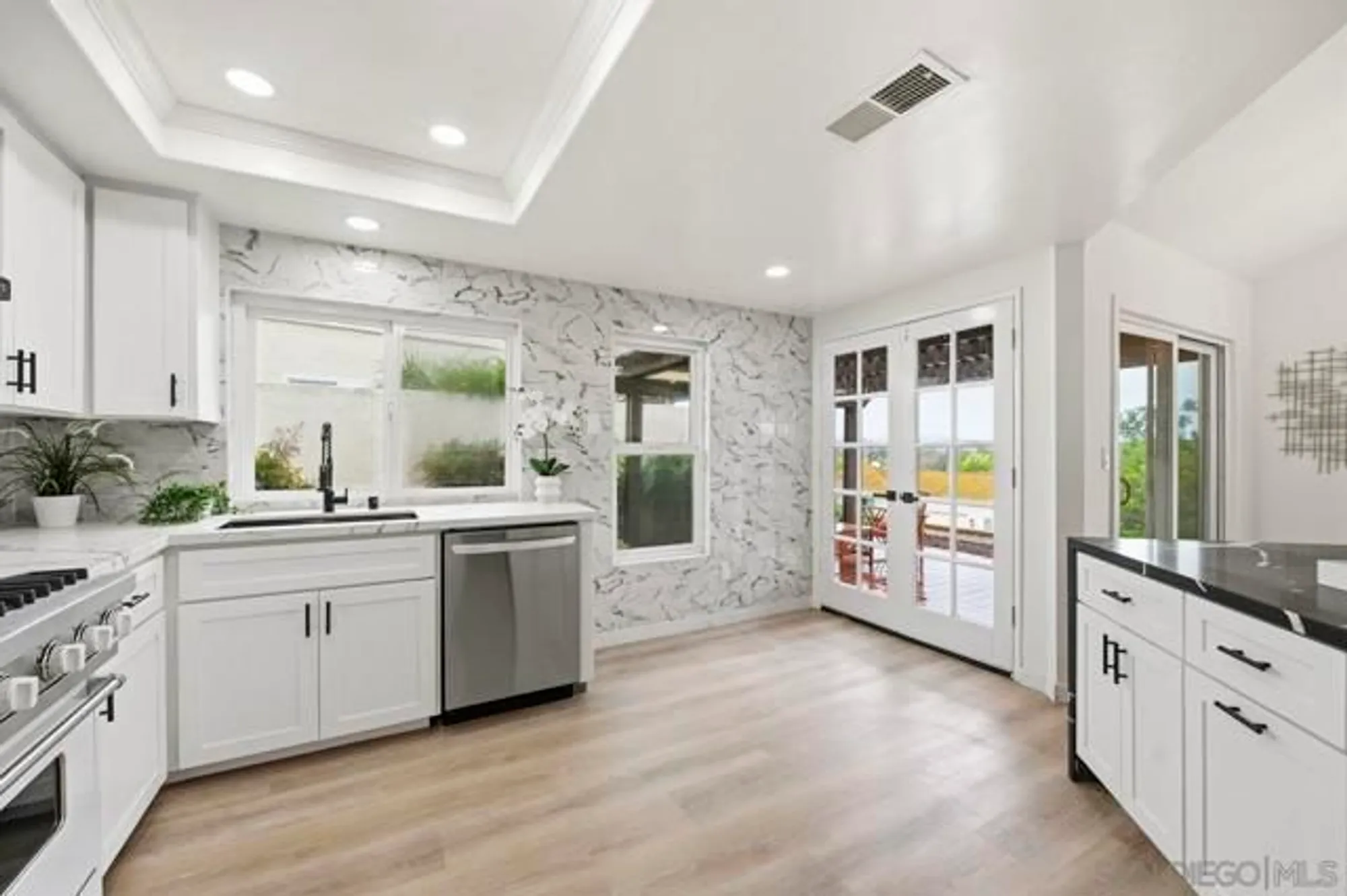 Property Slideshow image 13 of 39 | 17676 corte sobrado, San Diego, CA, 92128