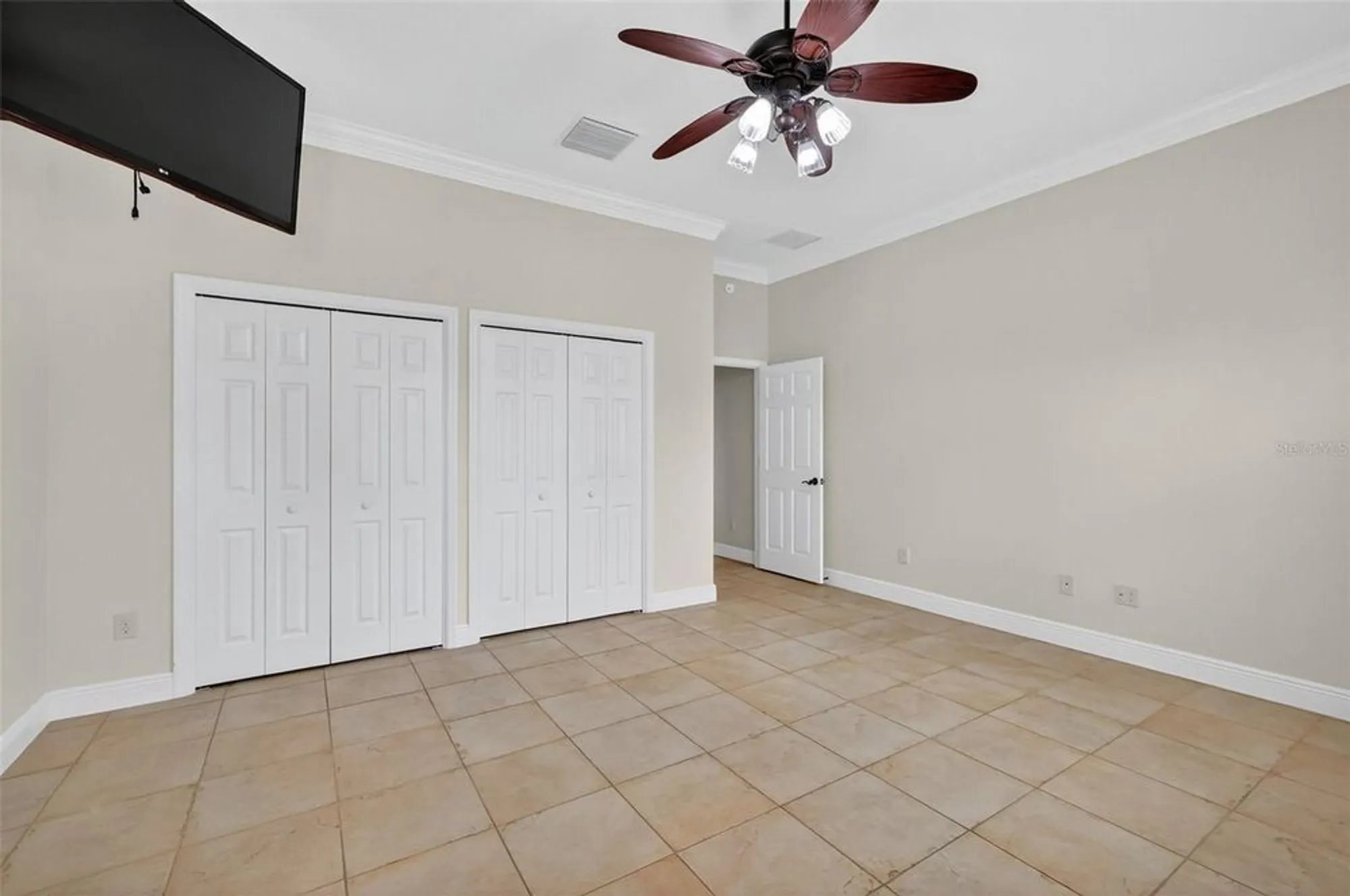 Property Slideshow image 54 of 70 | 1850 lake ridge dr, The Villages, FL, 32162