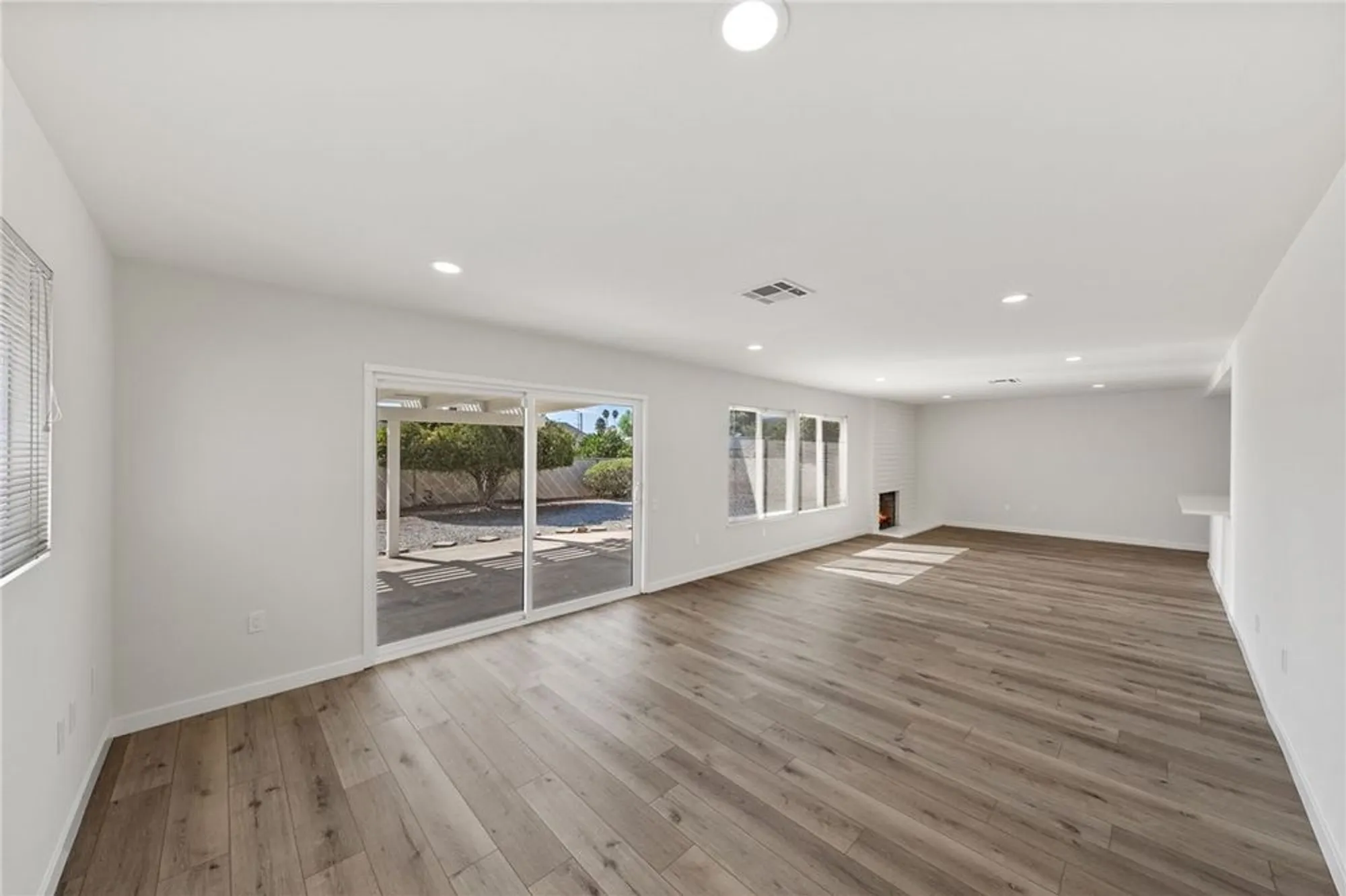 Property Slideshow image 12 of 34 | 26051 brandywine dr, Menifee, CA, 92586