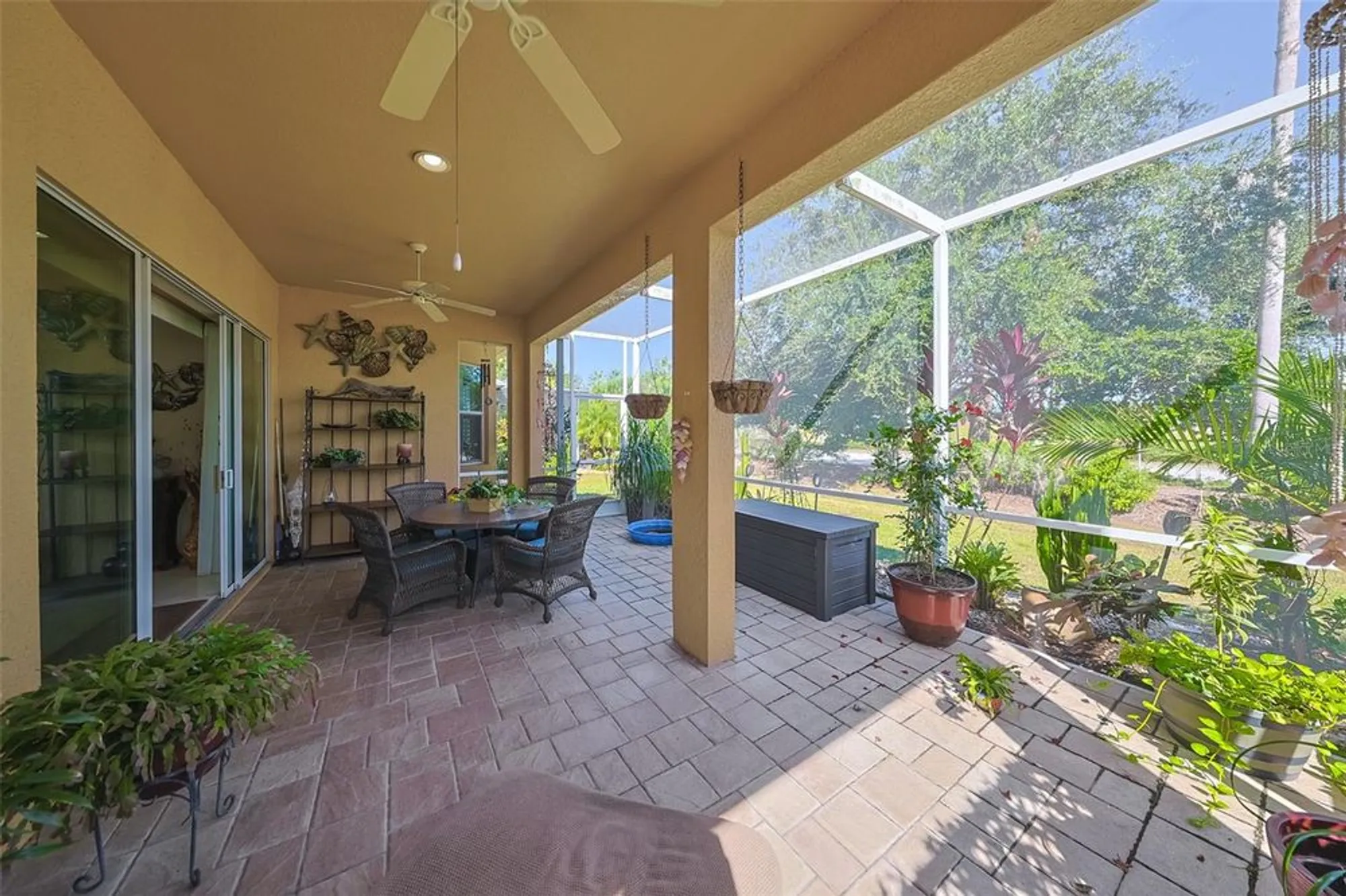 Property Slideshow image 35 of 42 | 321 siena vista pl, Sun City Center, FL, 33573