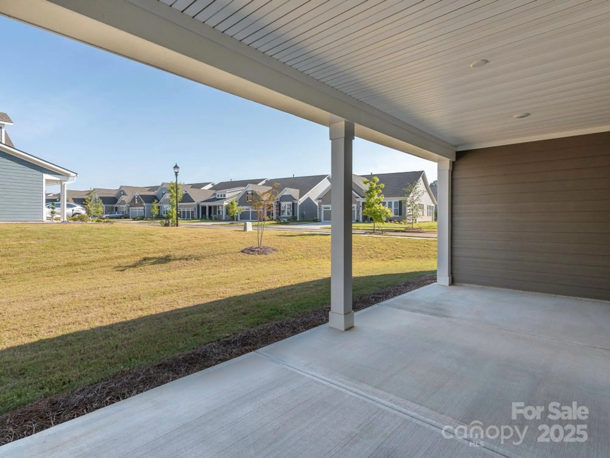 Property Slideshow image 5 of 35 | 4423 moxie way, Charlotte, NC, 28215