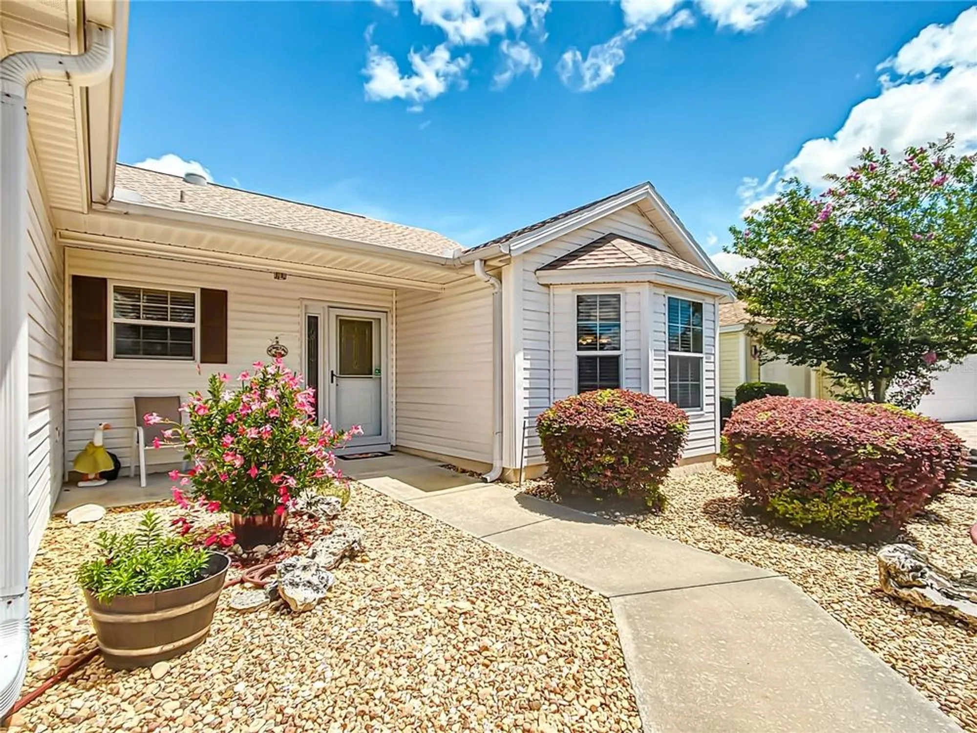 Property Slideshow image 5 of 56 | 8617 se 168th kittredge loop, The Villages, FL, 32162