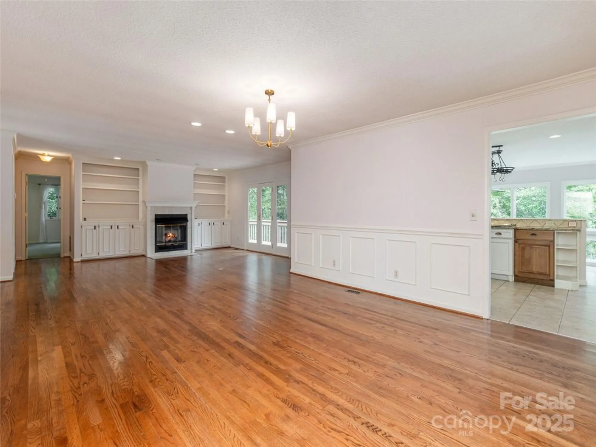 Property Slideshow image 9 of 35 | 204 greenleaf dr, Flat Rock, NC, 28731