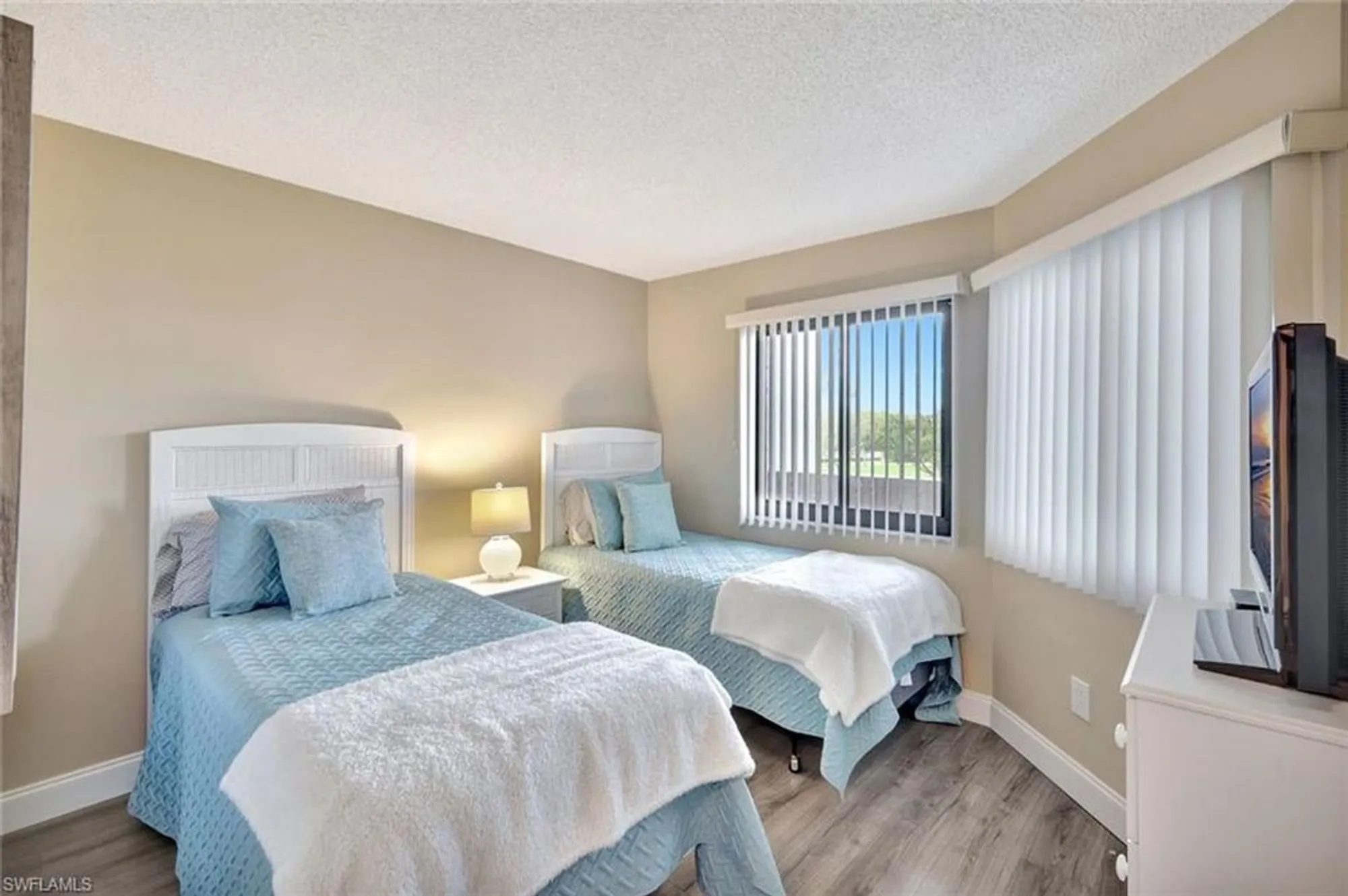Property Slideshow image 11 of 19 | 7406 lake breeze dr apt 314, Fort Myers, FL, 33907
