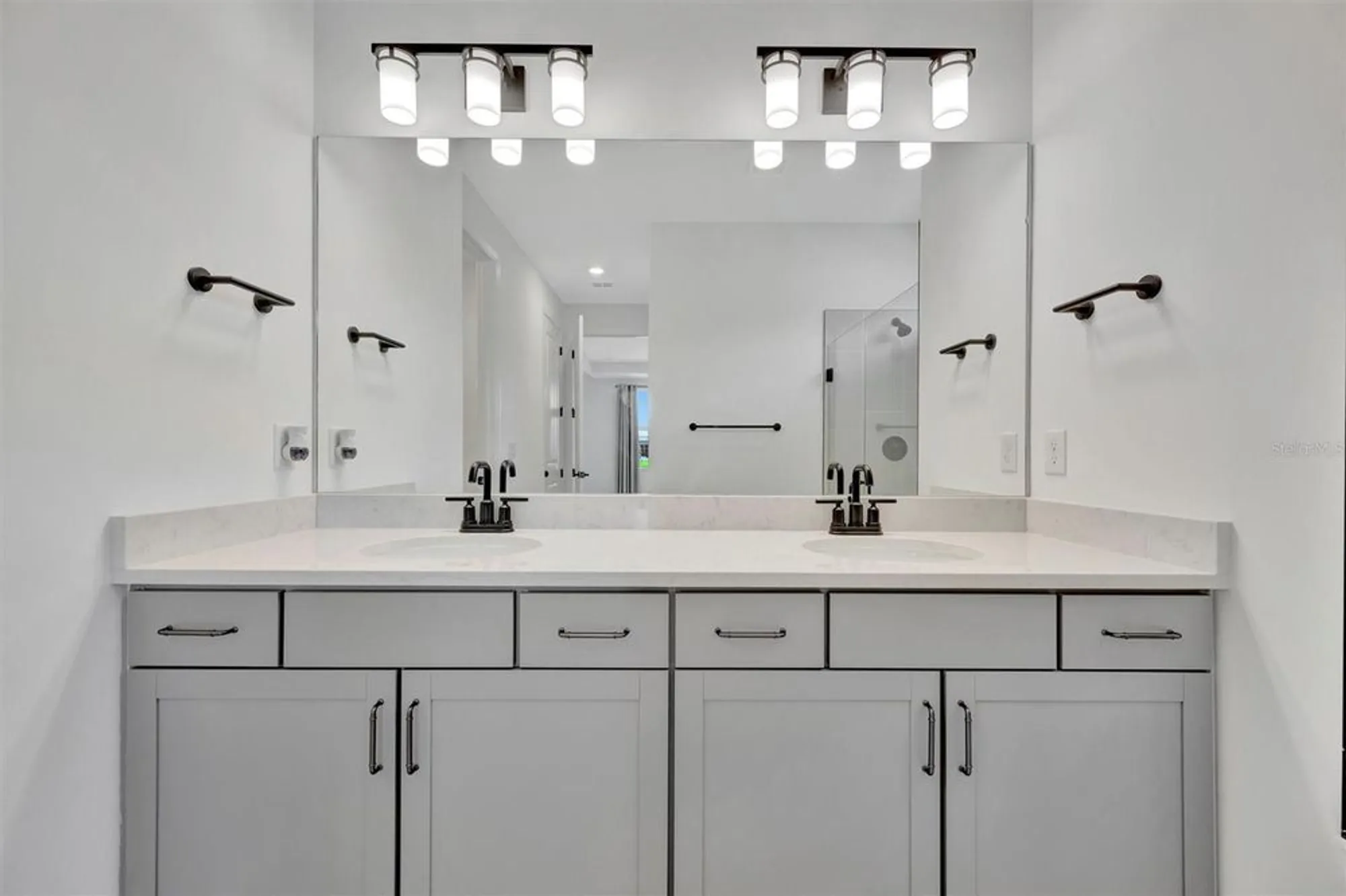 Property Slideshow image 32 of 75 | 10367 abaco falls dr, Englewood, FL, 34223