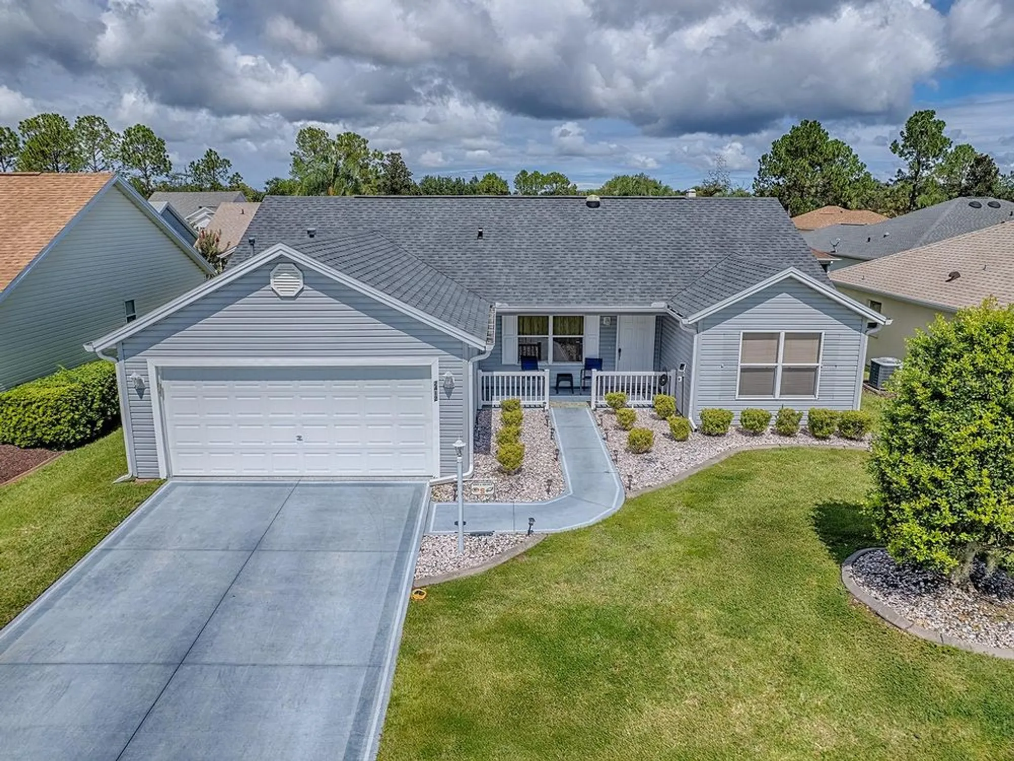 Property Slideshow image 1 of 42 | 2412 merida cir, The Villages, FL, 32162