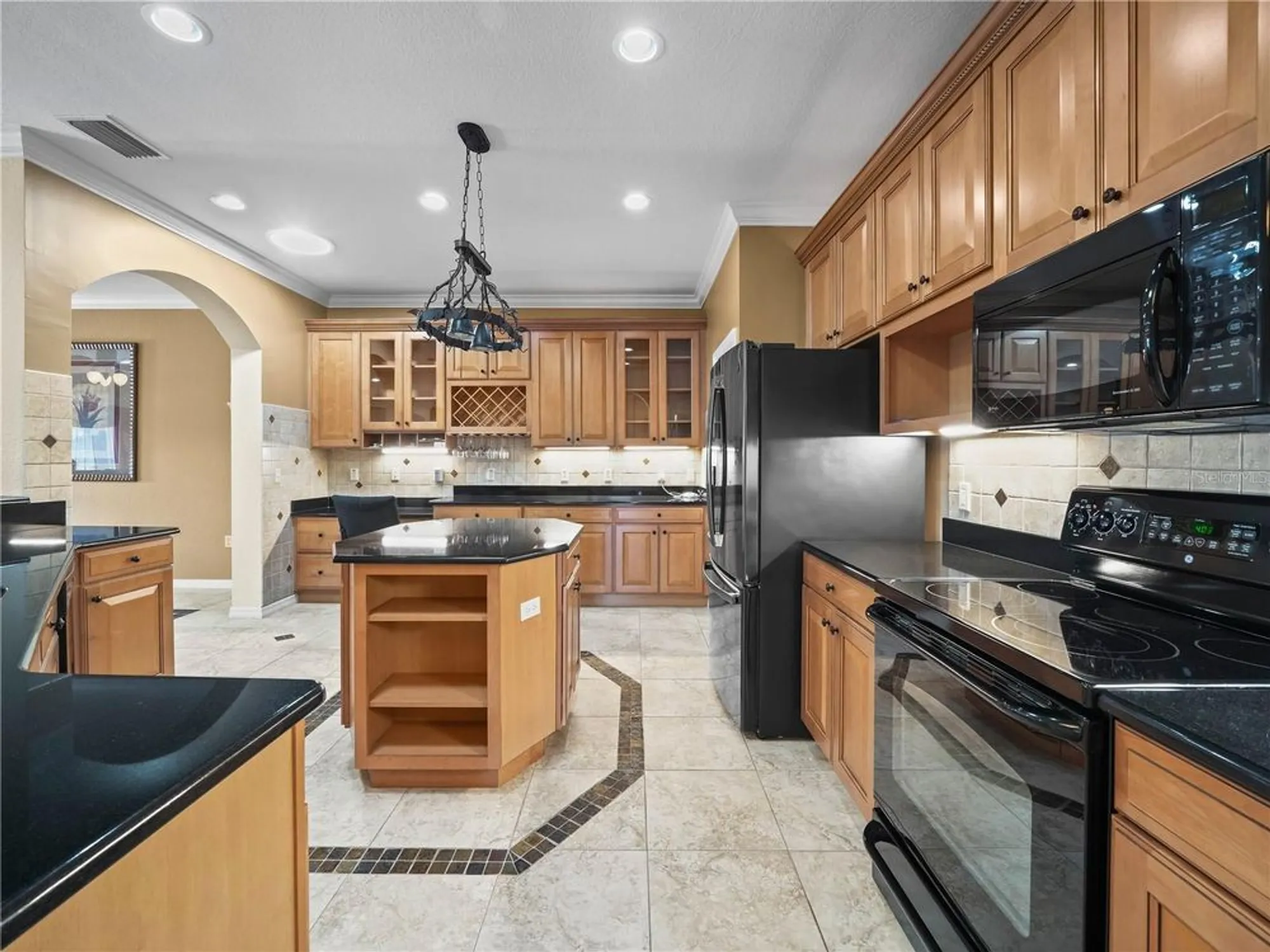 Property Slideshow image 5 of 78 | 4172 dunmore dr, Lake Wales, FL, 33859