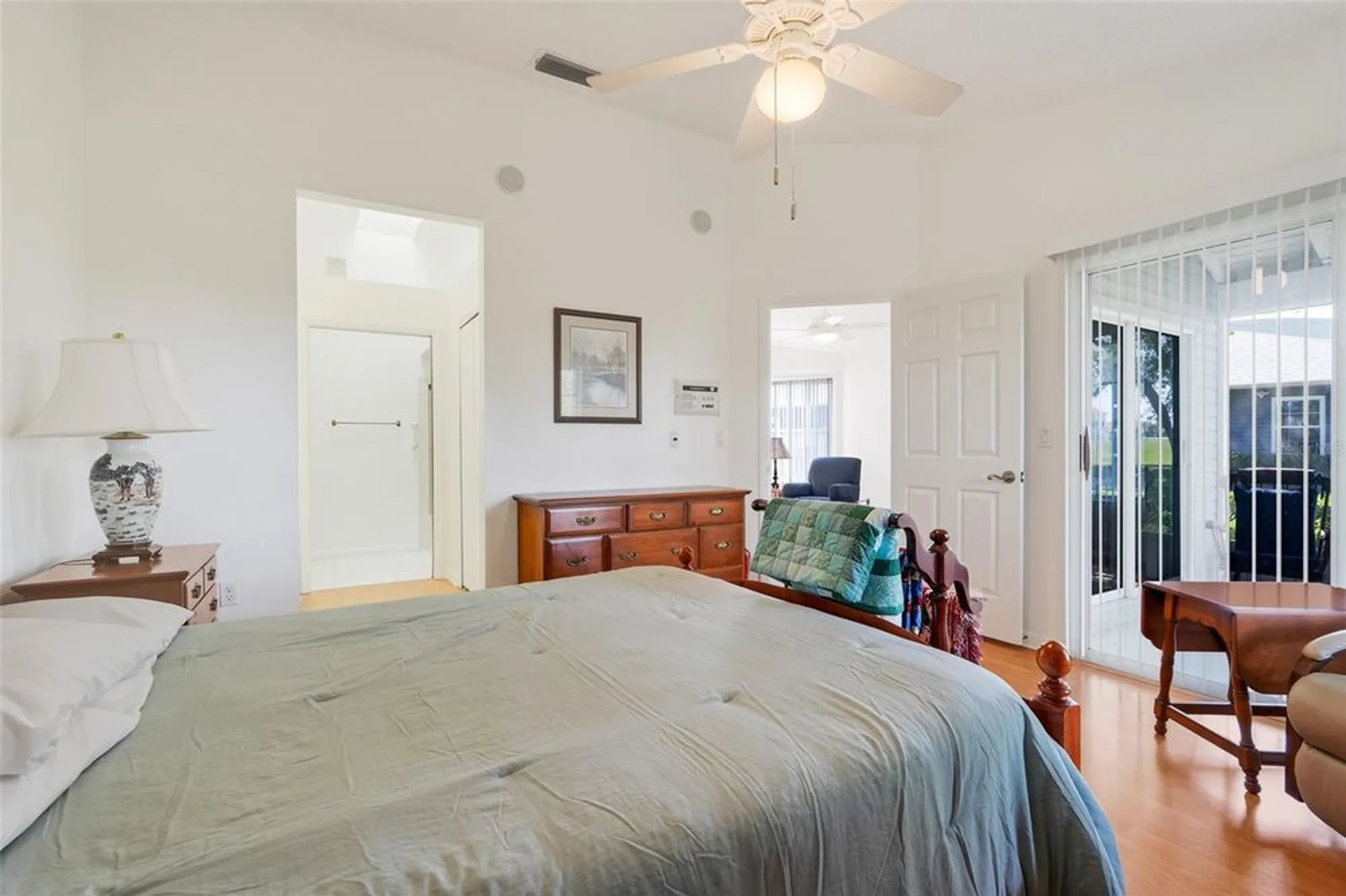 Property Slideshow image 25 of 41 | 26736 cash ct, Leesburg, FL, 34748